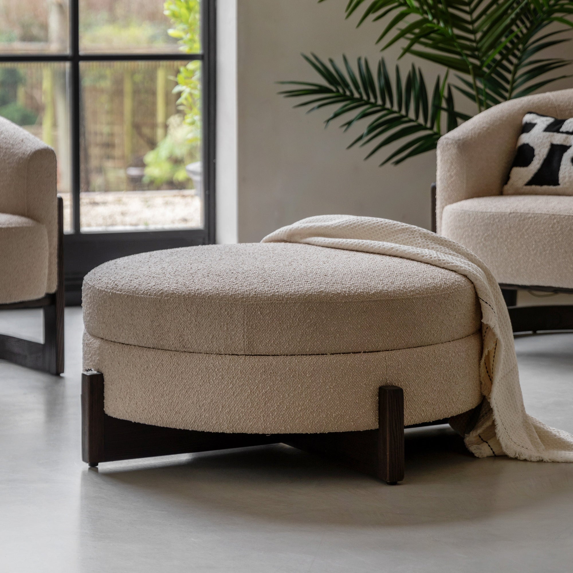 Pouffes & Footstools