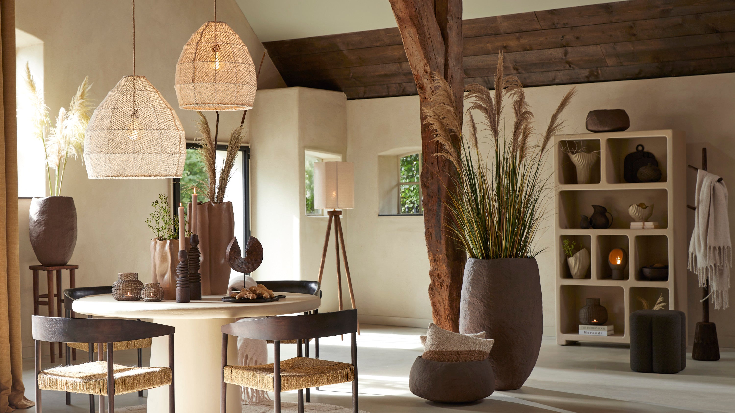 Kulona Beige Wood Round Dining Table 140cm