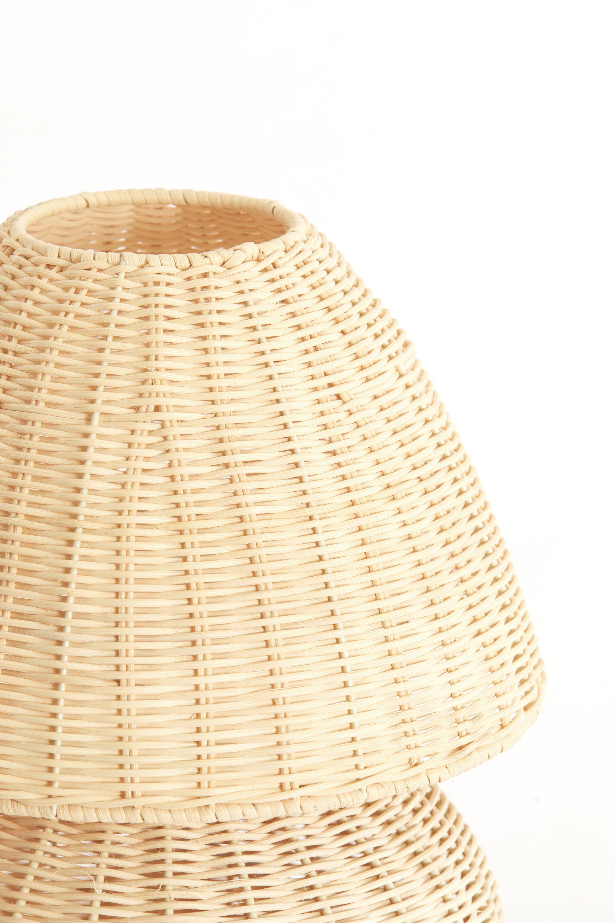 Mavon Natural Rattan Table Lamp