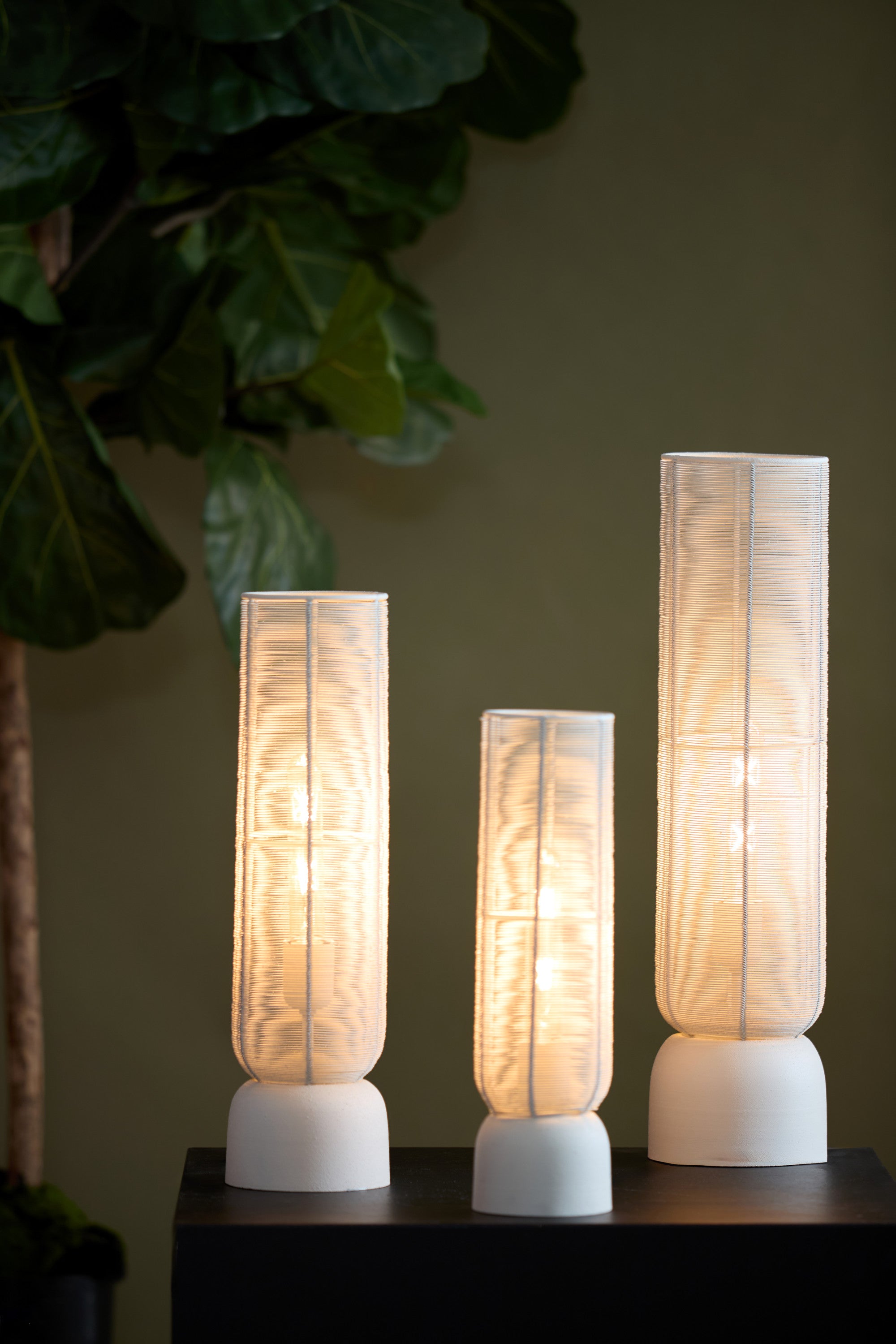 Lezuza Cream Metal Table Lamp 60.5cm