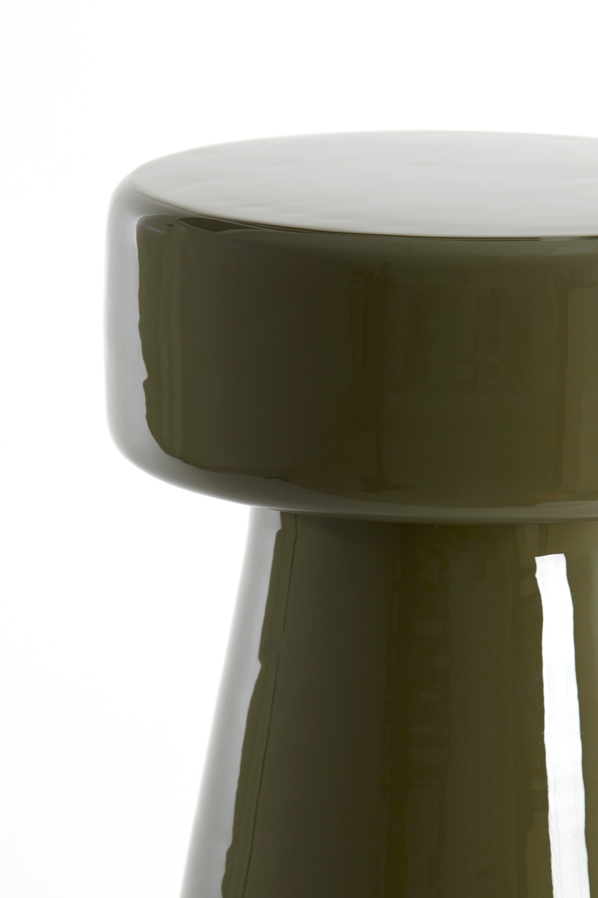 Dakwa Gloss Dark Olive Green Metal Round Side Table 47cm