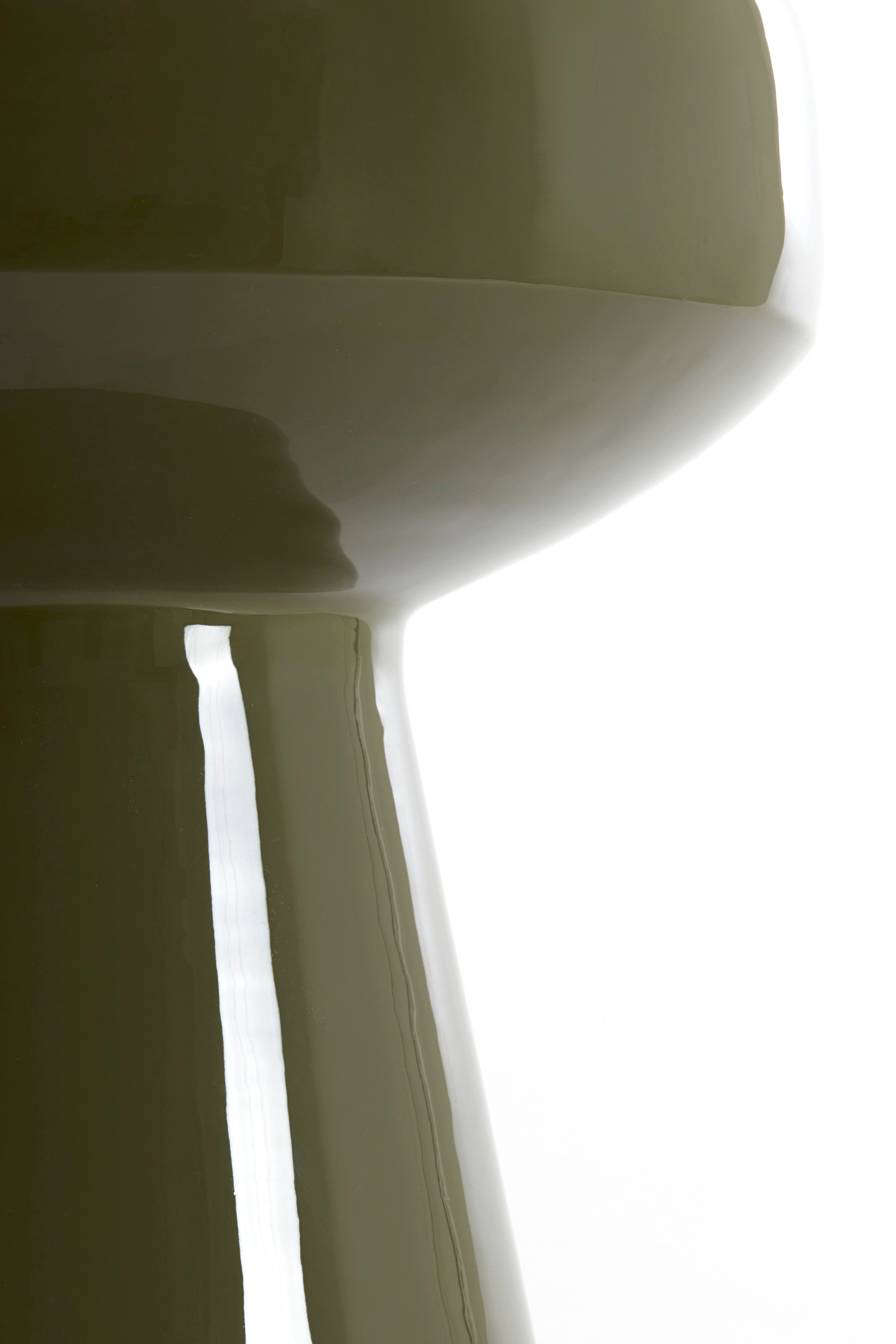 Dakwa Gloss Dark Olive Green Metal Round Side Table 42cm
