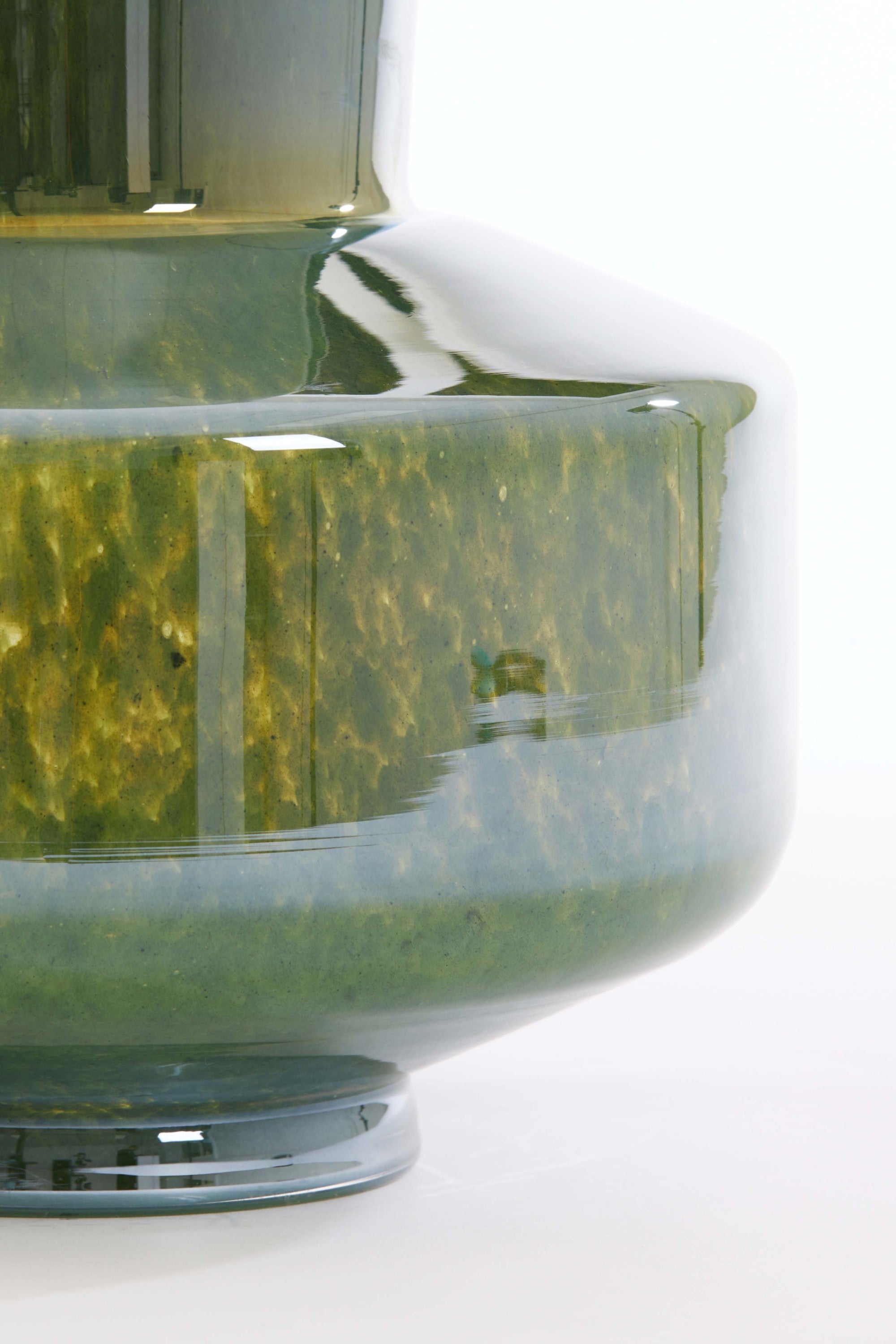 Trasmos Dark Green Lustre Glass Vase