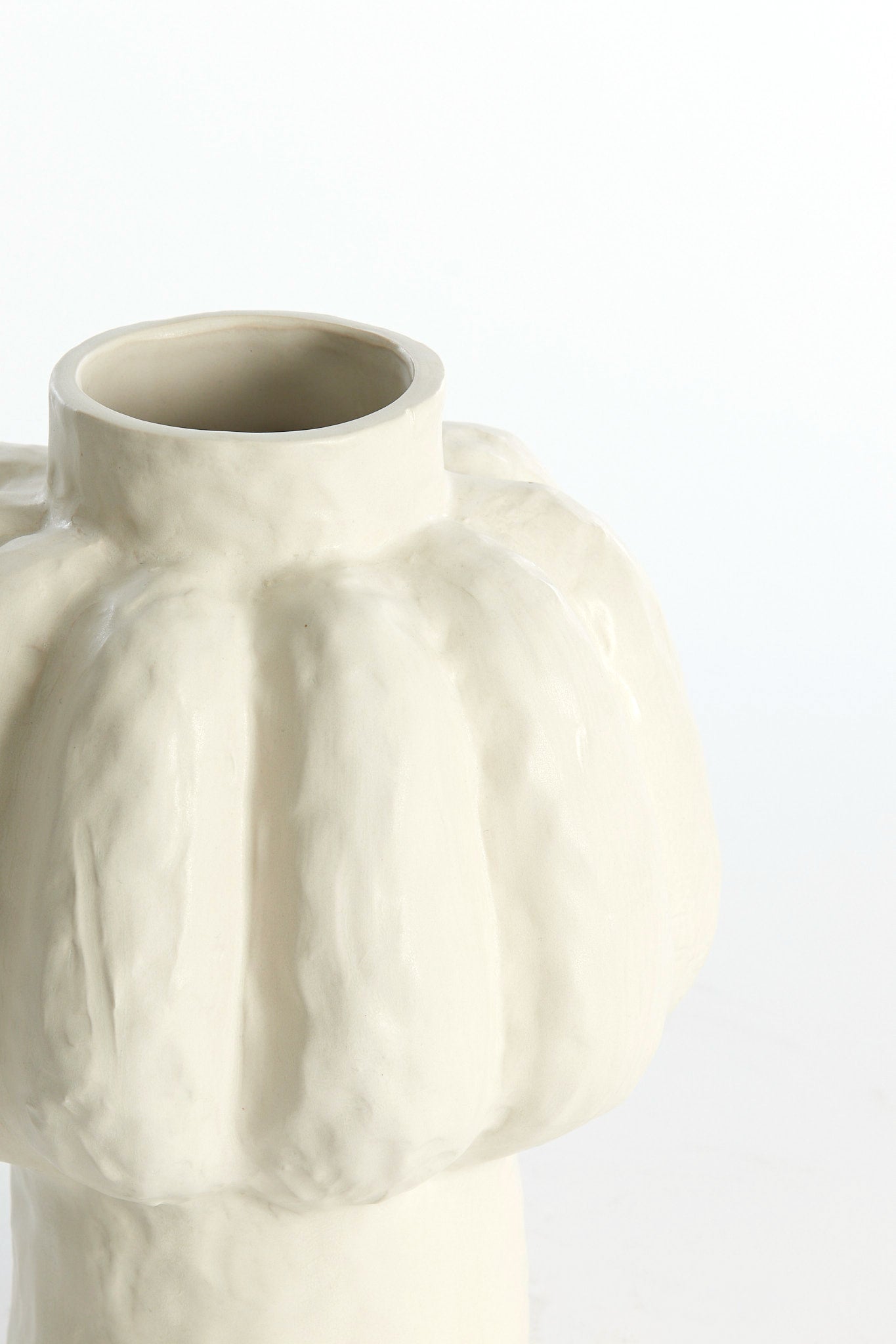 Aliveri Matt White Ceramic Vase 25cm