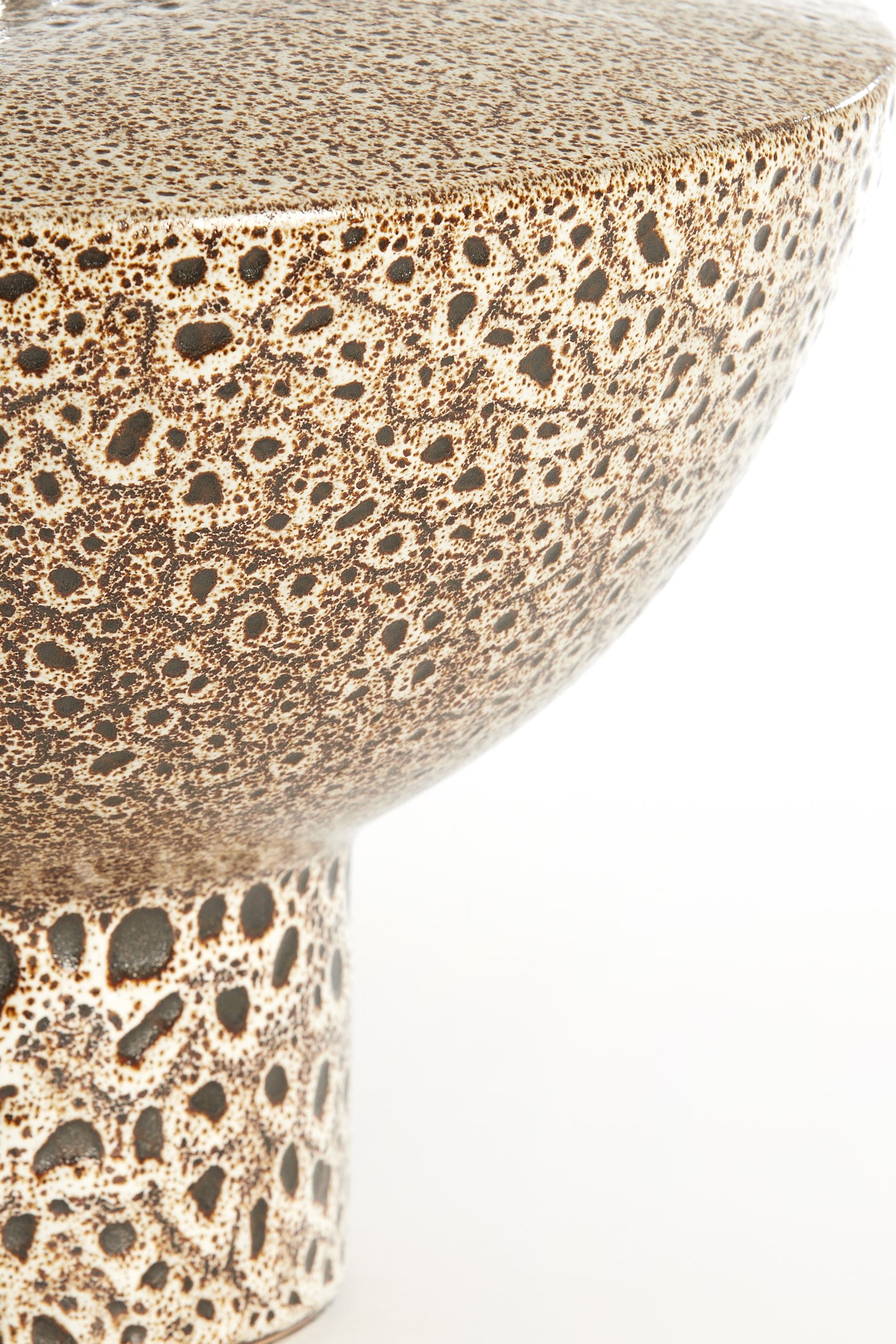 Yasur Cream Ceramic & Black Table Lamp Base 22cm