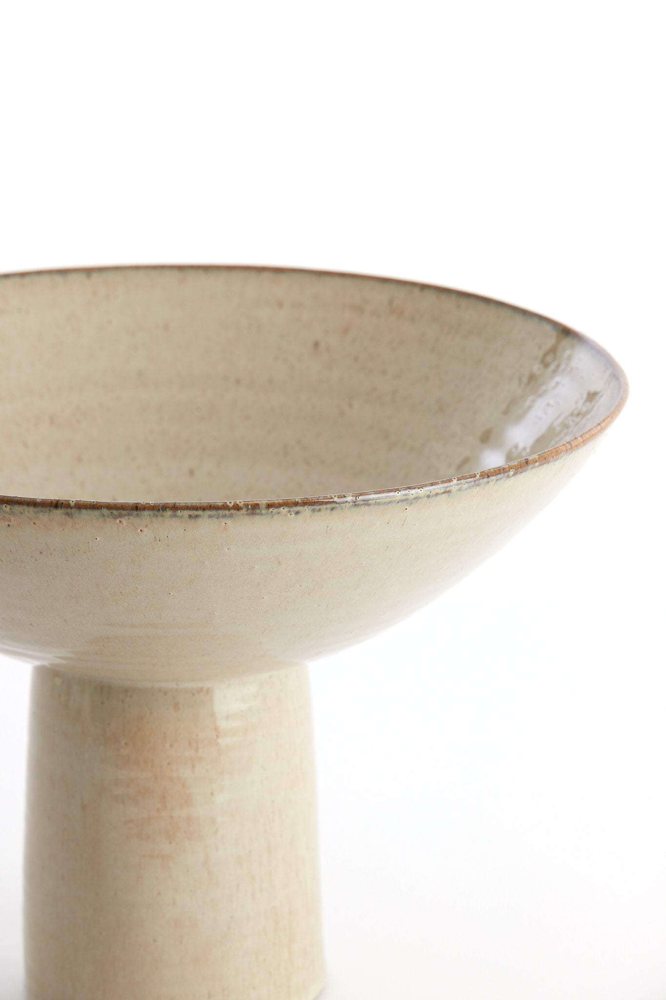 Vasco Gloss Beige Ceramic Decorative Bowl on Stand