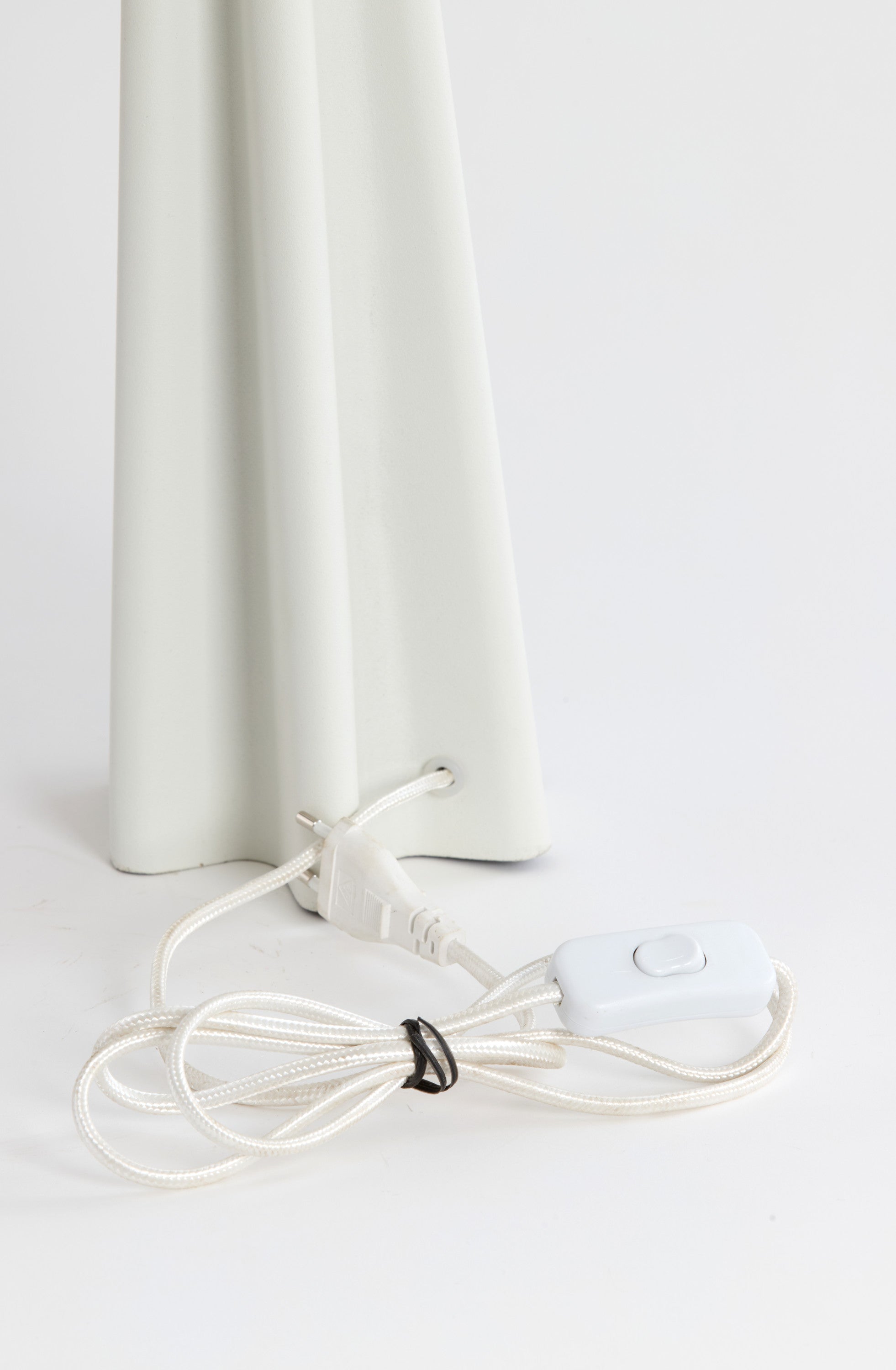 Cukai Matt White Metal Table Lamp