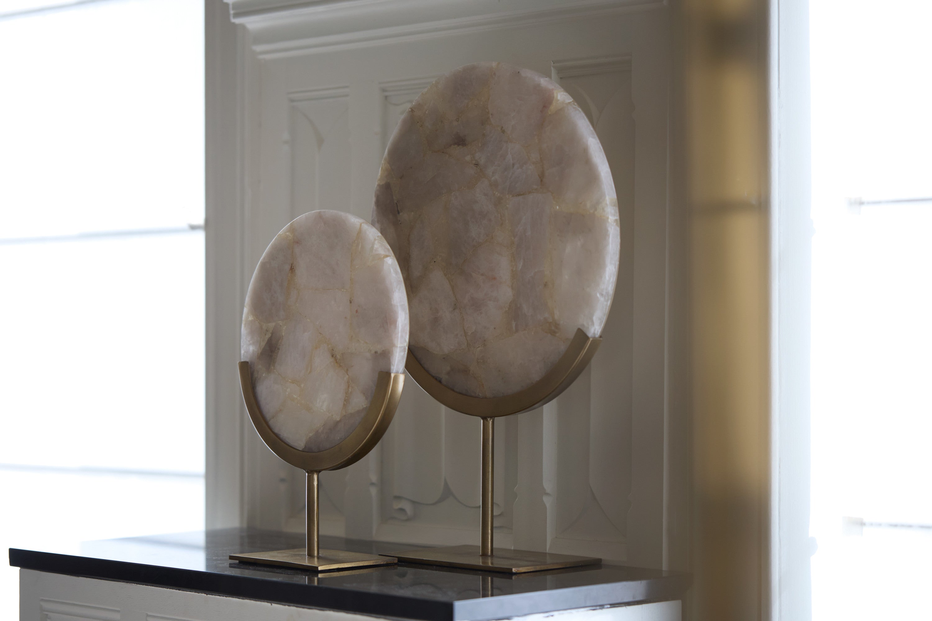 Gouya Grey Agate & Antique Bronze Ornament on Stand