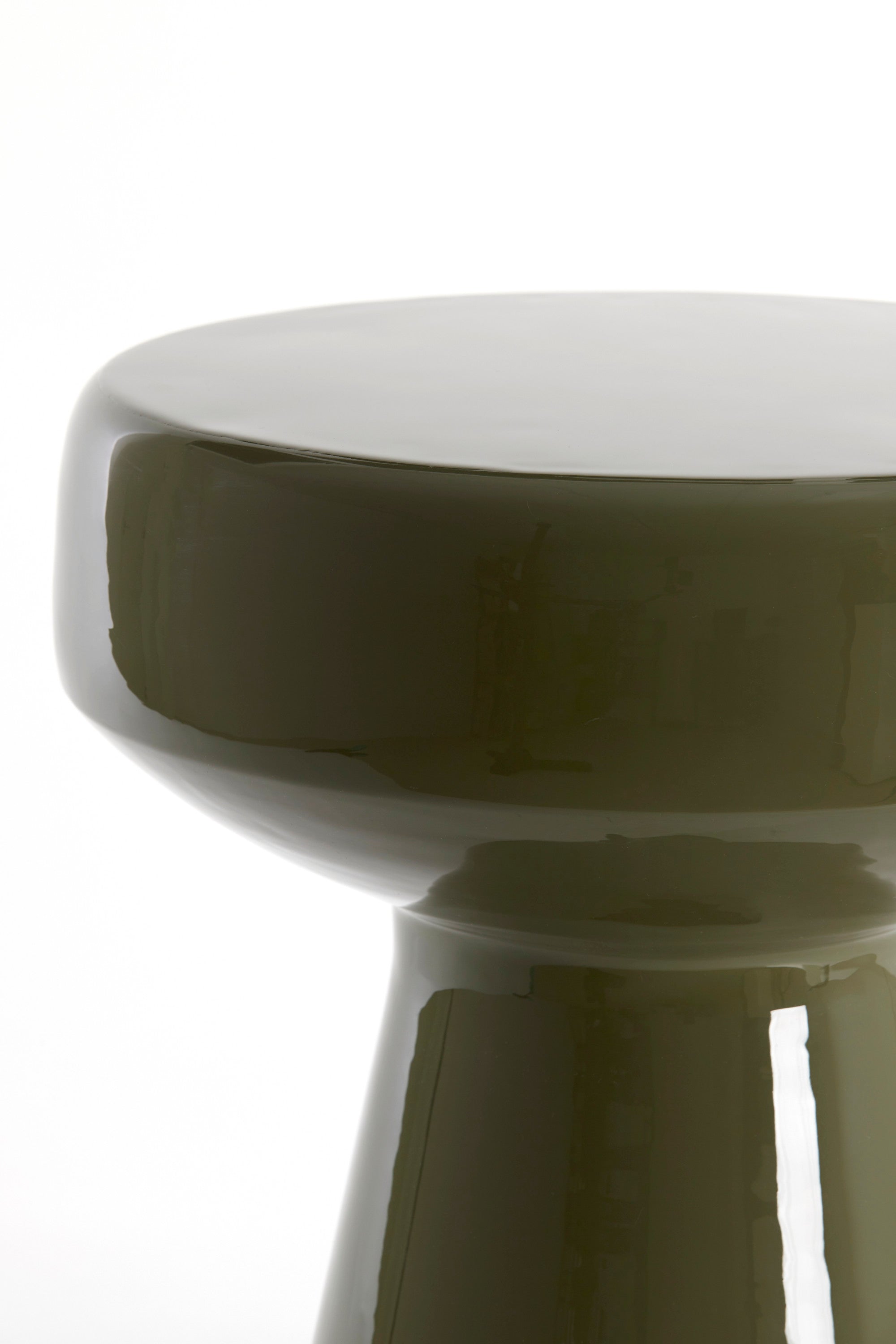 Dakwa Gloss Dark Olive Green Metal Round Side Table 42cm