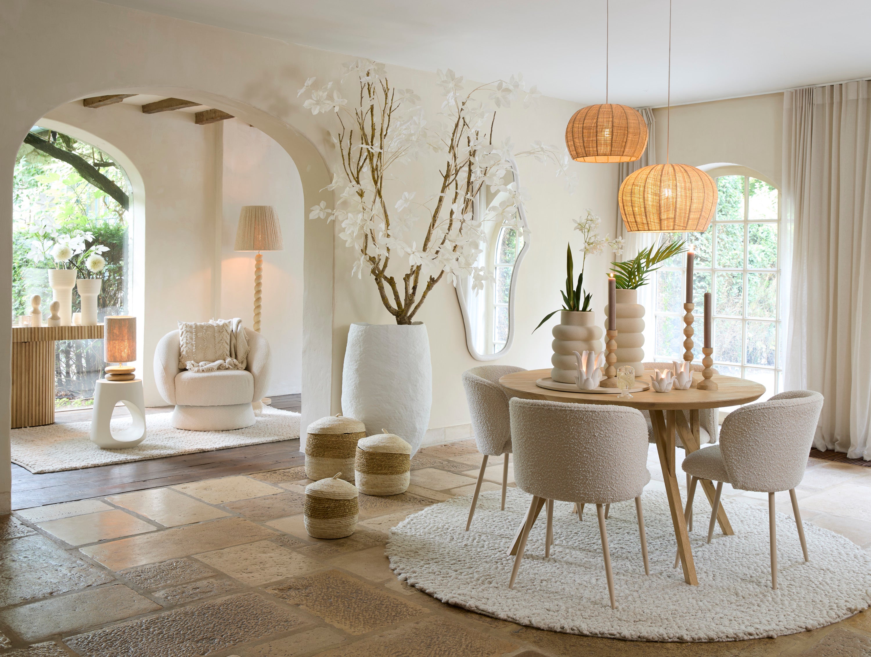 Quenza Natural Mango Wood Round Dining Table 120cm