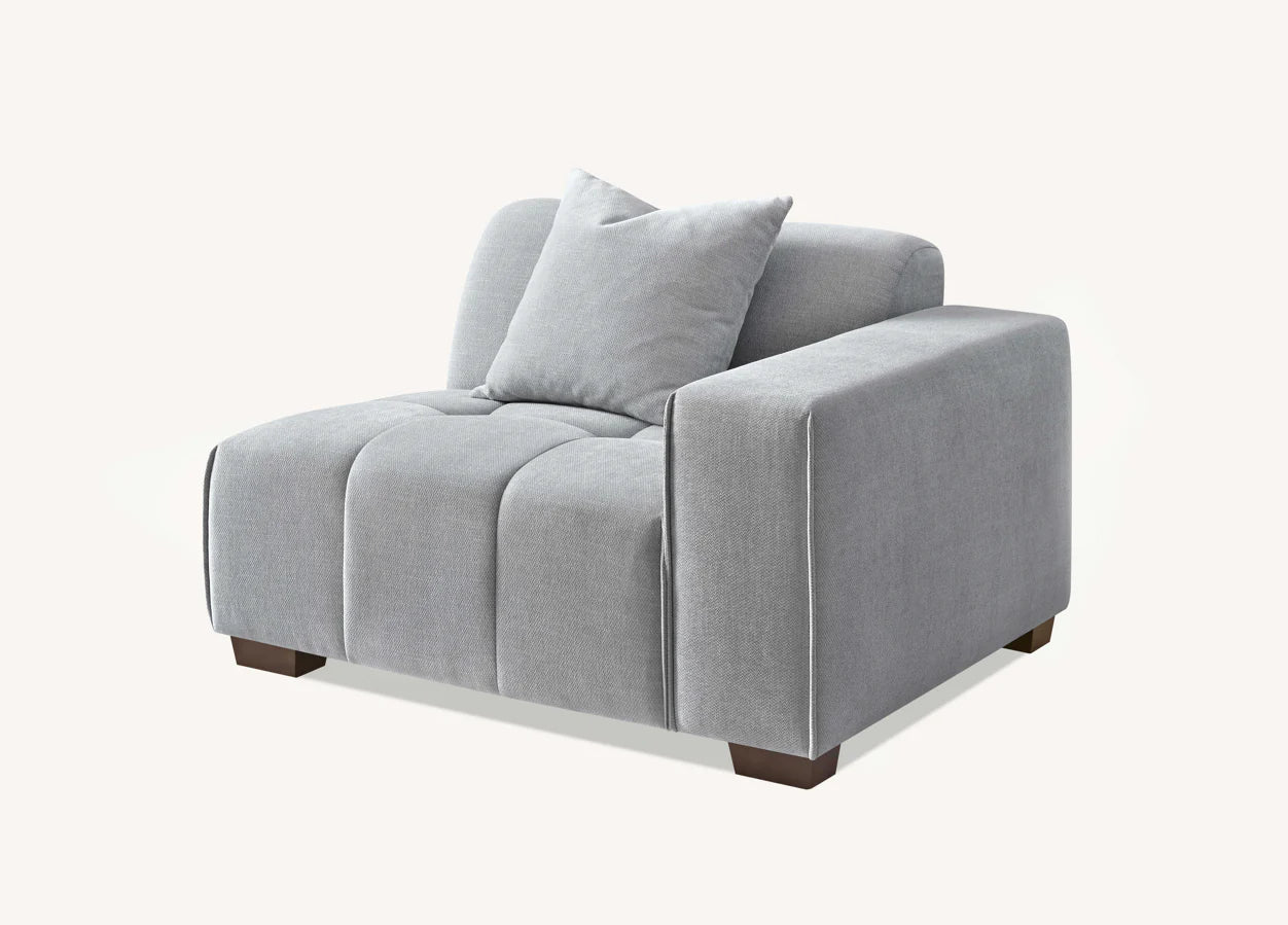 Aluxo Albert Cloudy Grey Boucle Left Hand Corner Sofa | 5 Seater