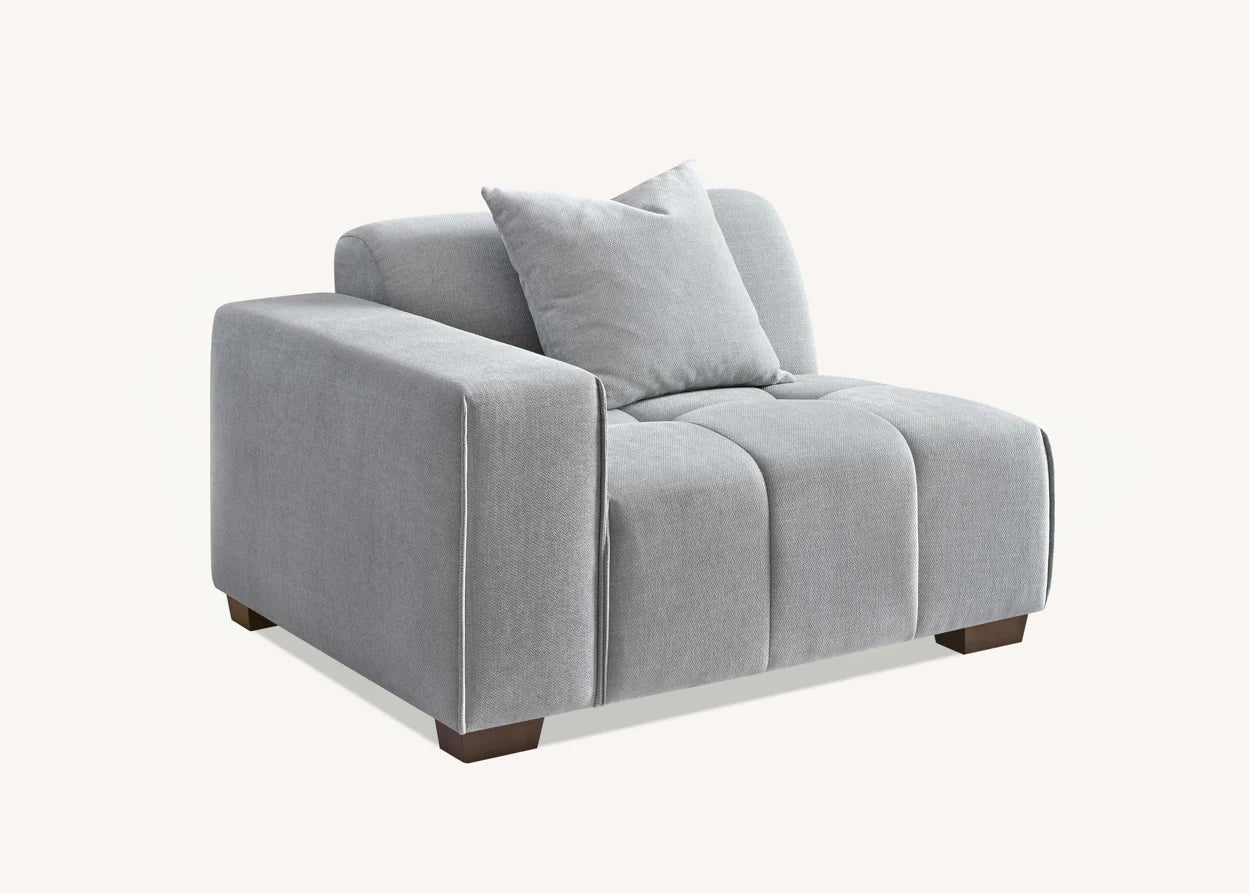 Aluxo Albert Cloudy Grey Boucle Right Hand Corner Sofa | 5 Seater