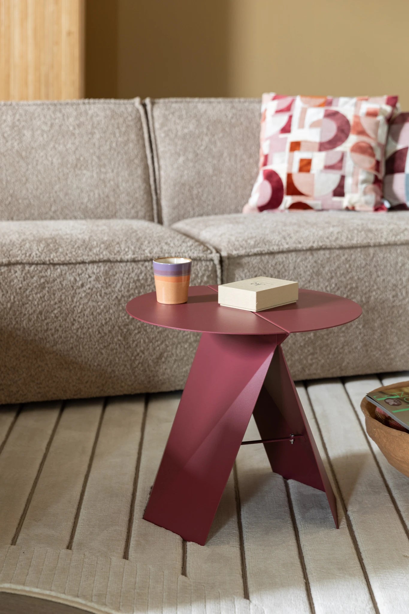 Zuiver Foldy Marsala Red Steel Side Table