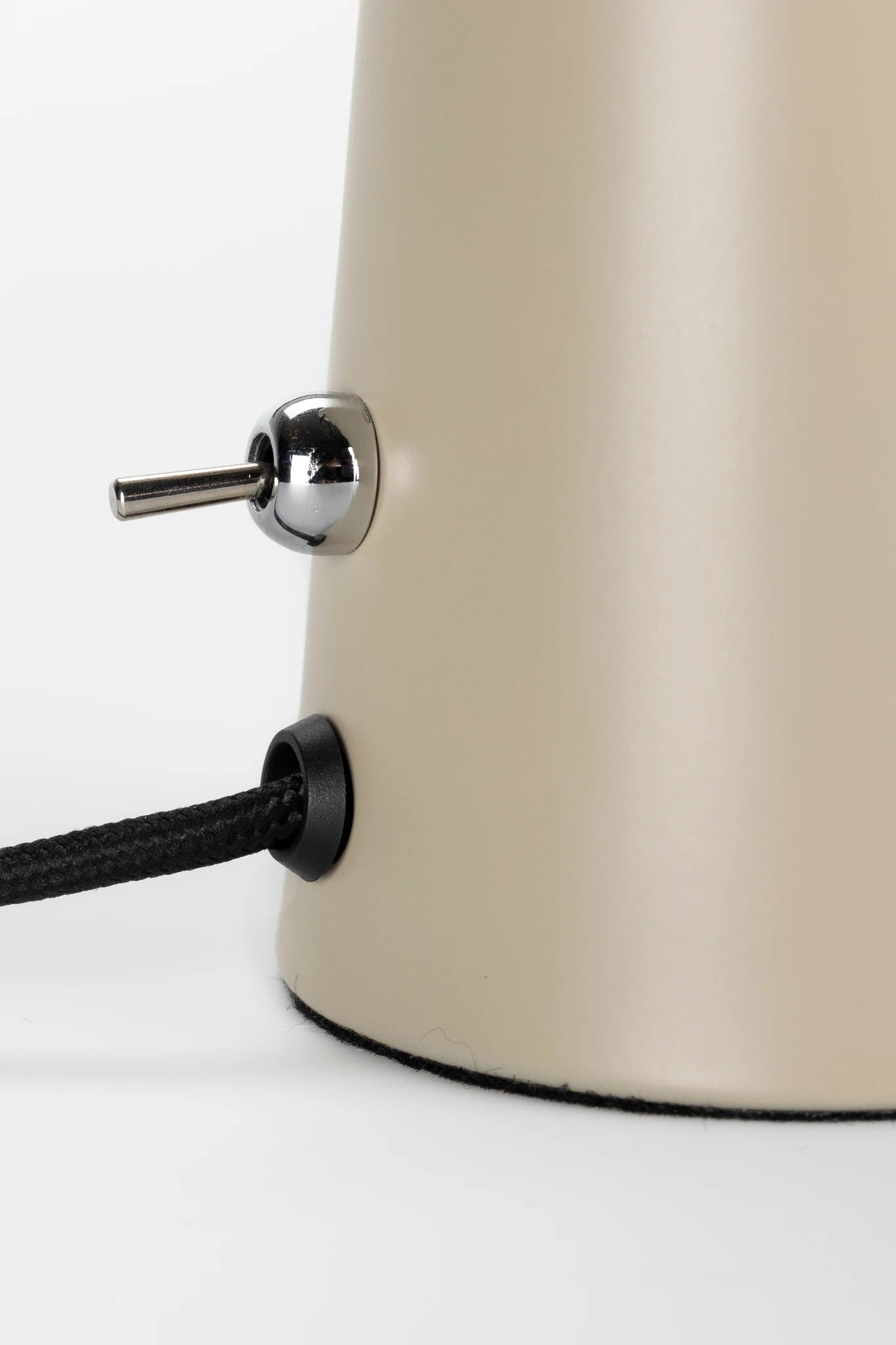 Vesper Beige Iron Table Lamp