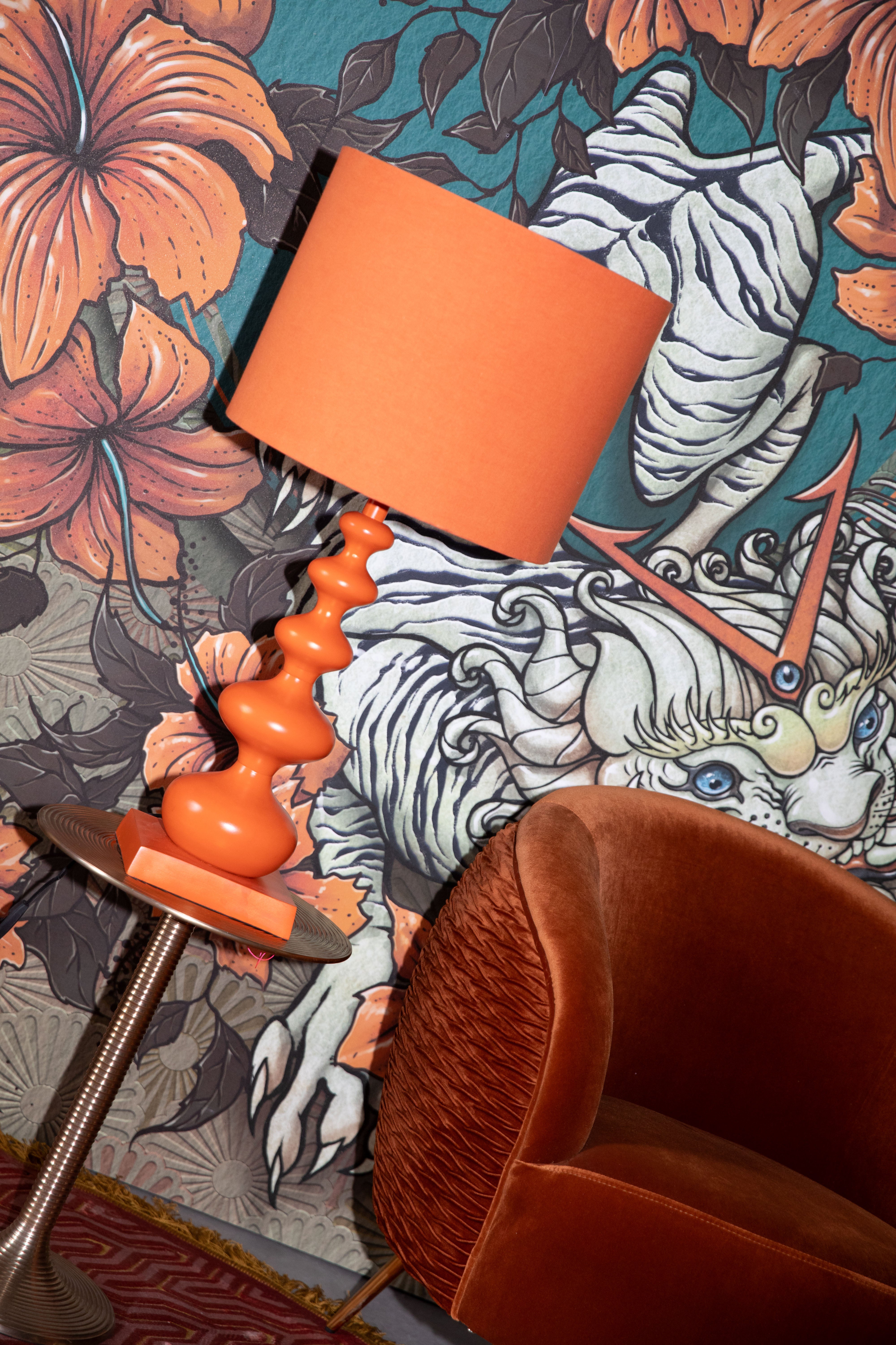 Bold Monkey When Orange is King Table Lamp