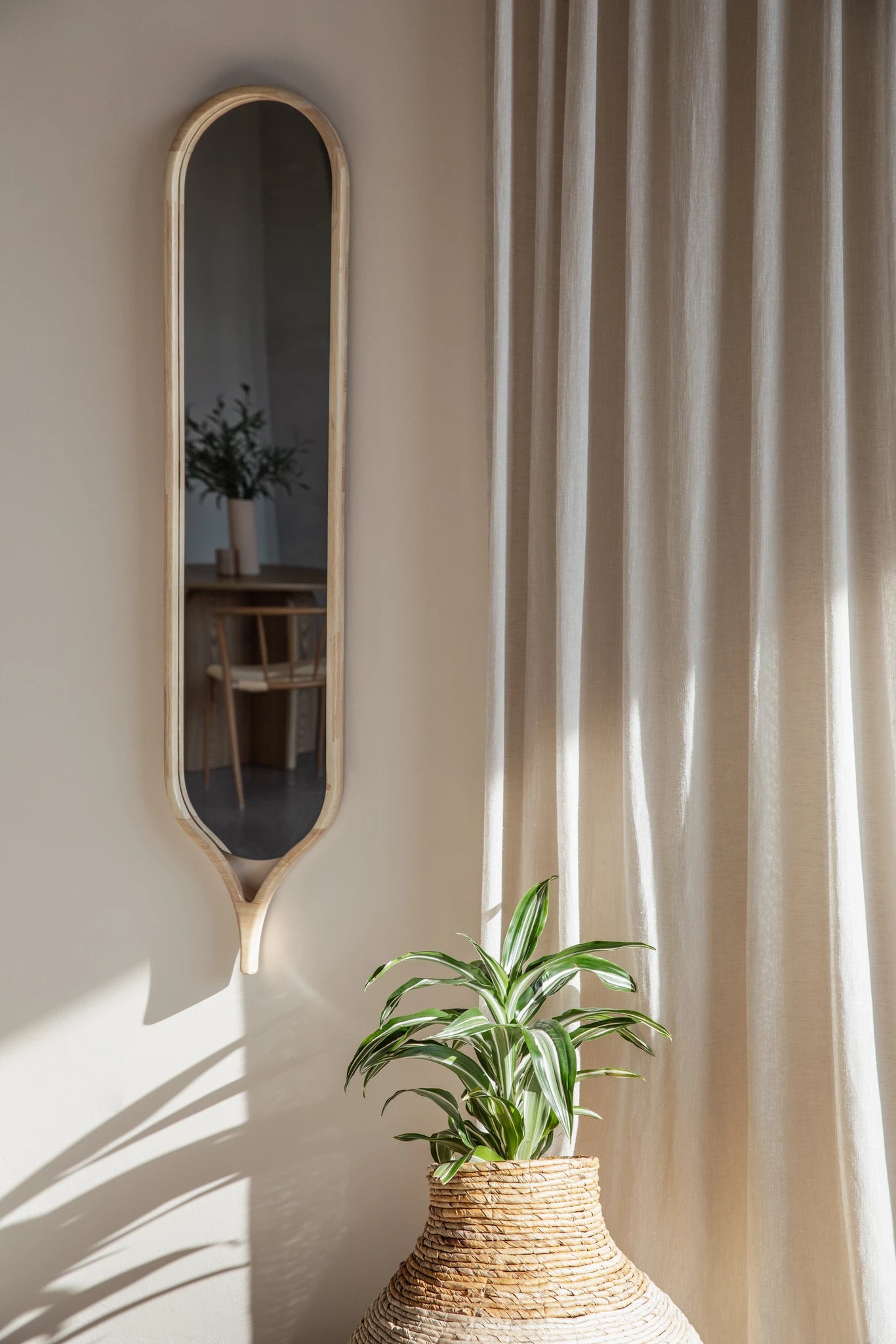 Thun Black Aluminium Oval Mirror