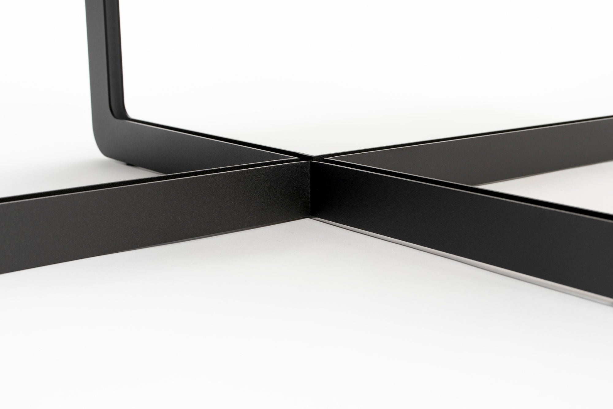 Zuiver Centre Oval Black Coffee Table