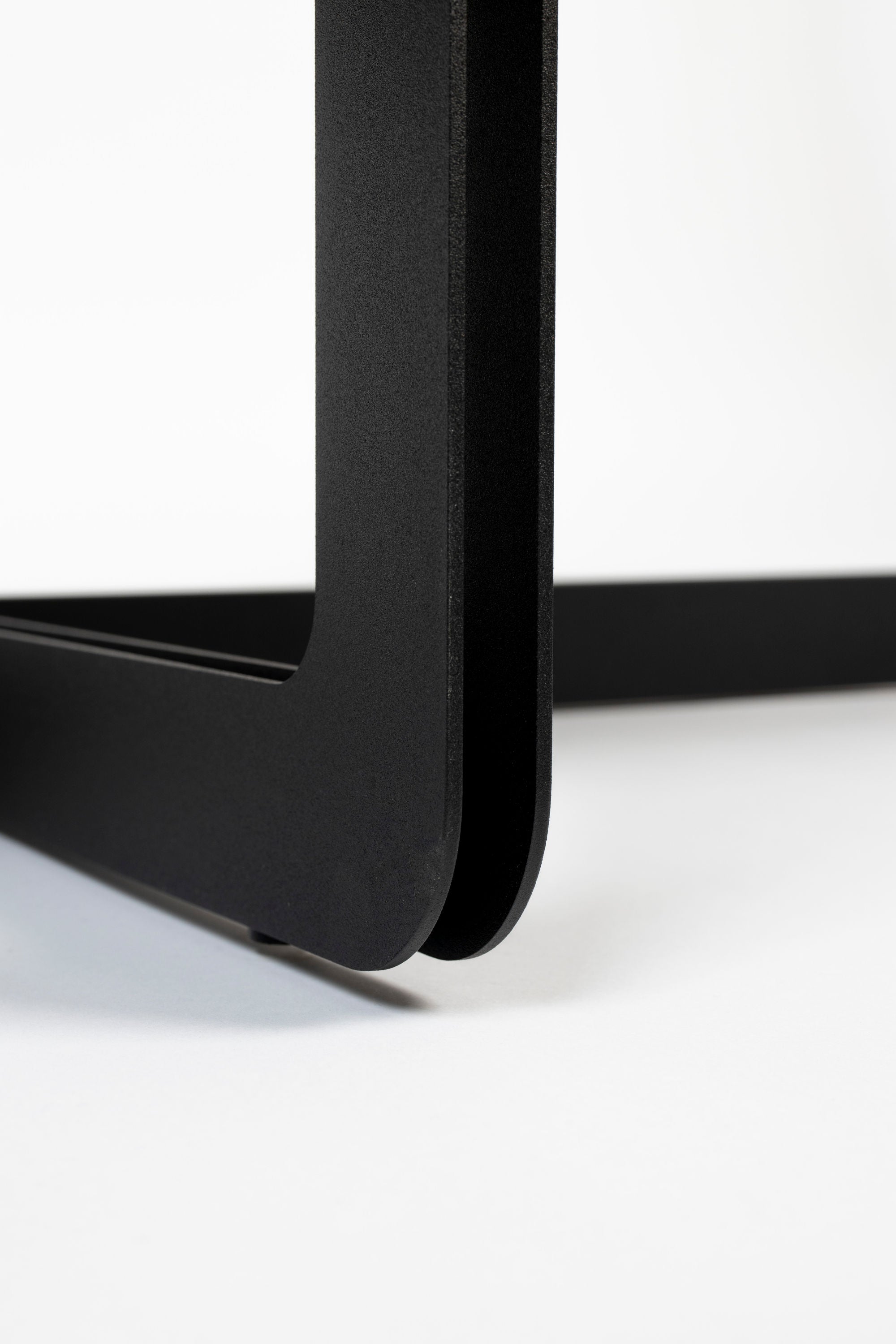 Zuiver Centre Oval Black Coffee Table