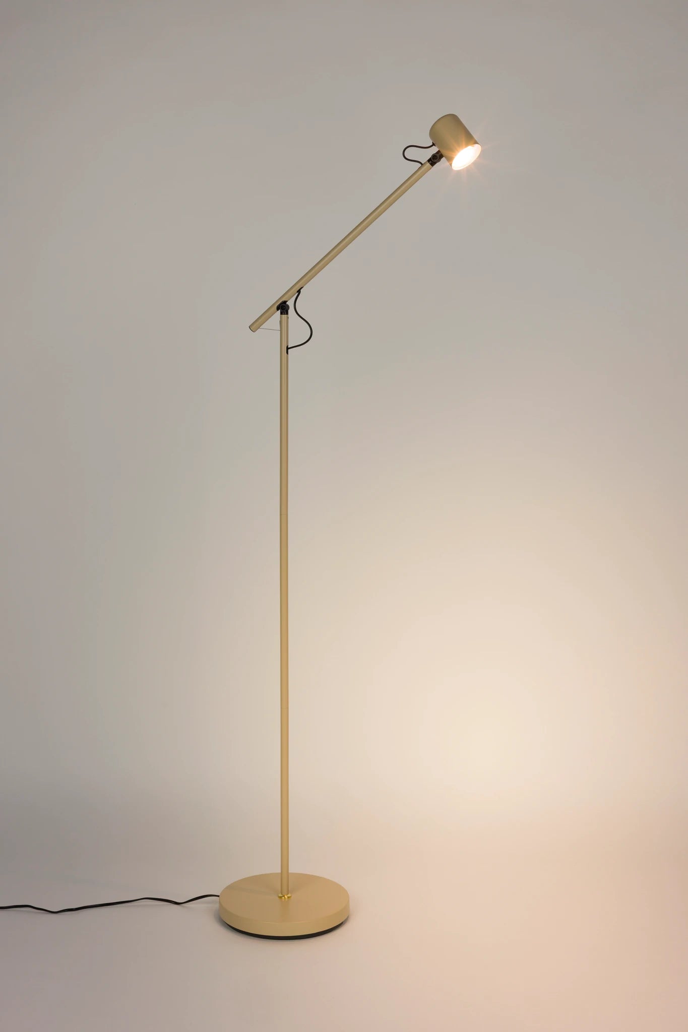 Aero Beige Iron Floor Lamp