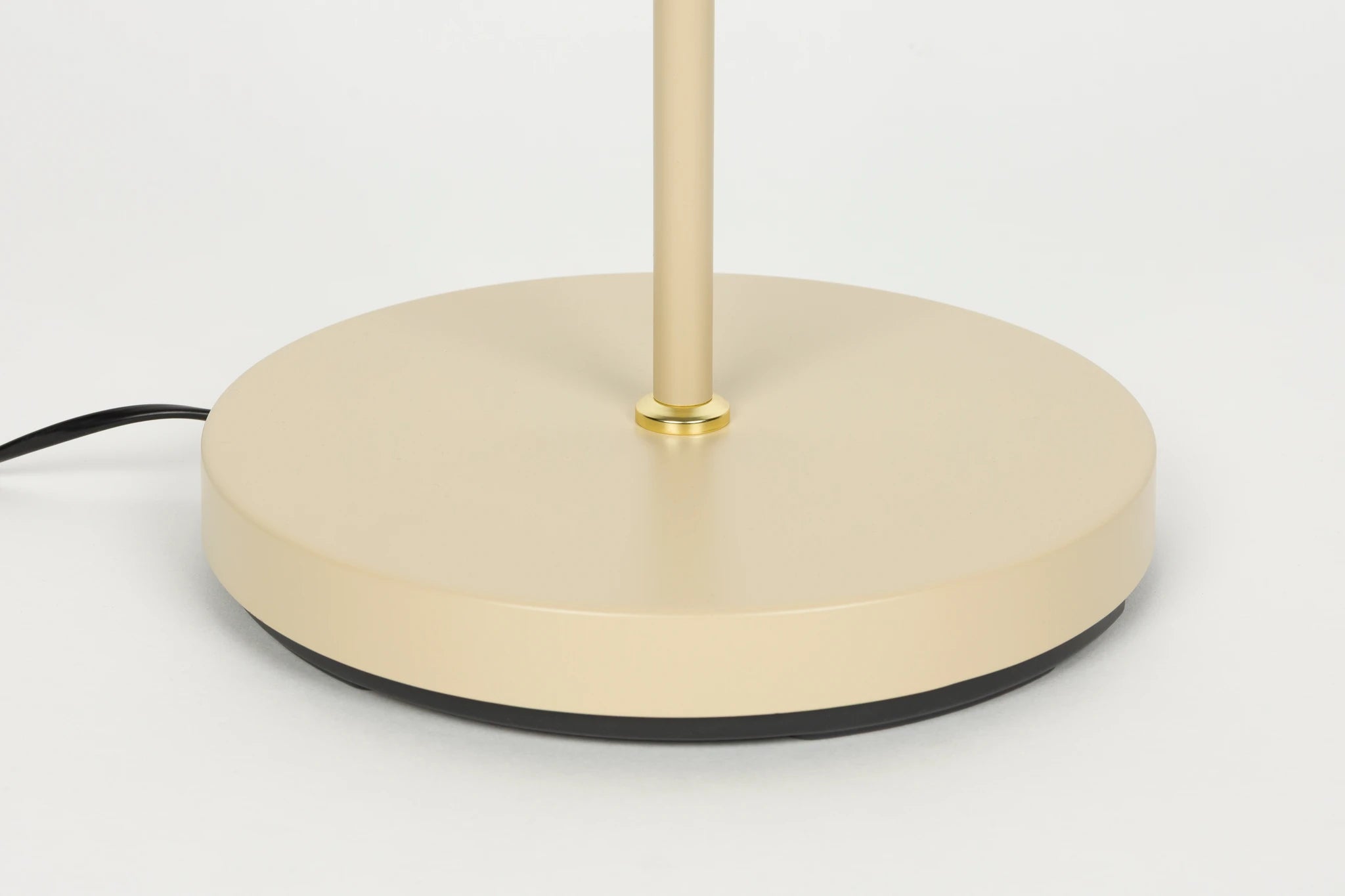 Aero Beige Iron Floor Lamp