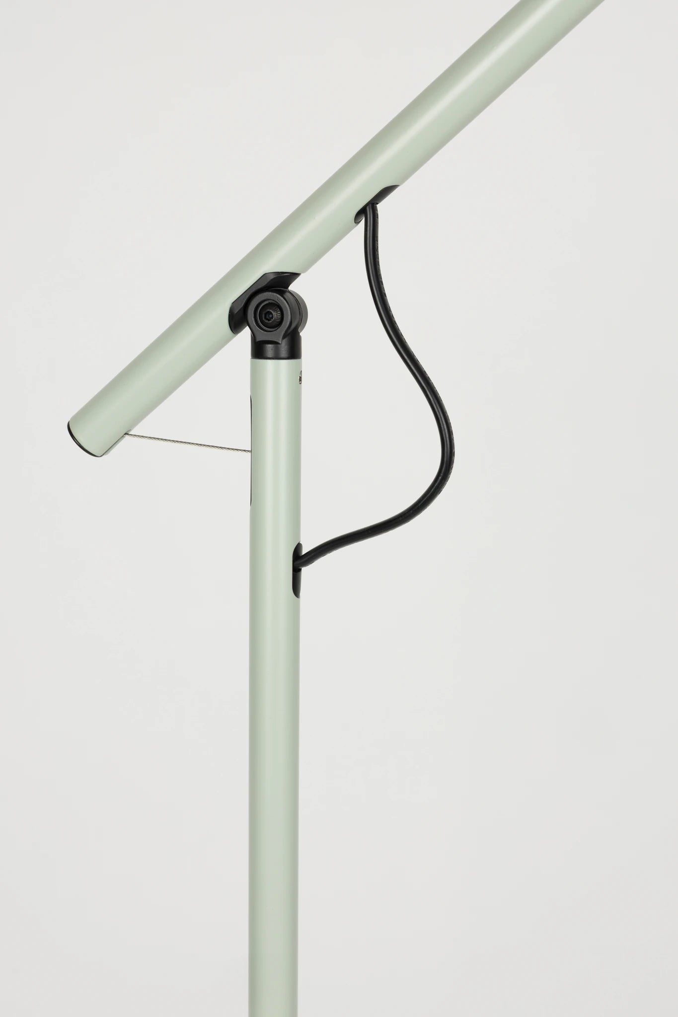Aero Green Iron Floor Lamp