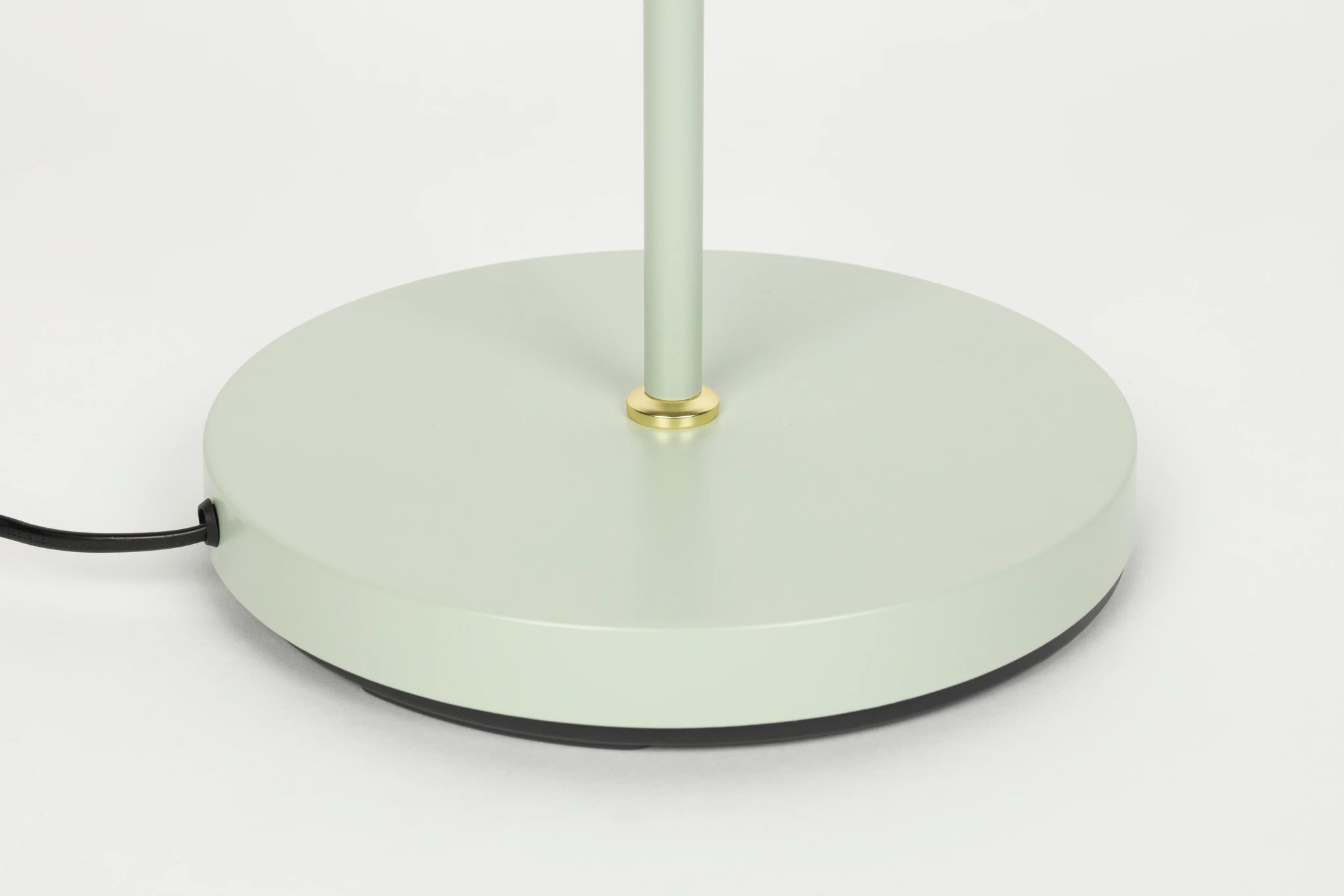 Aero Green Iron Floor Lamp