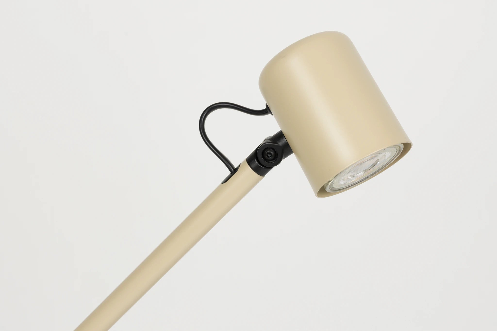 Aero Beige Iron Table Lamp
