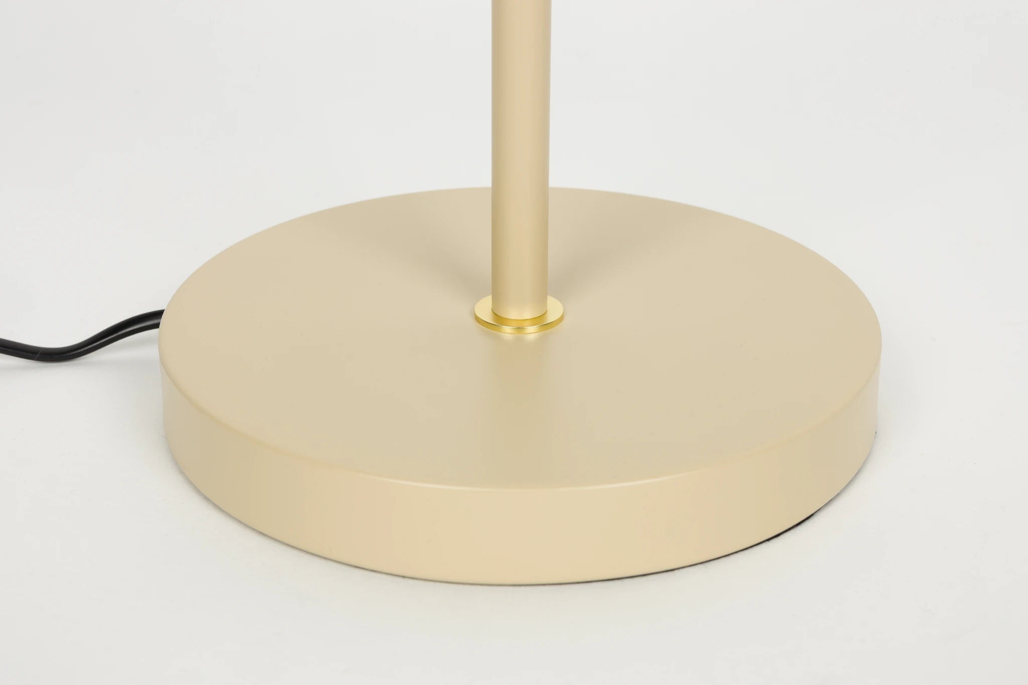 Aero Beige Iron Table Lamp