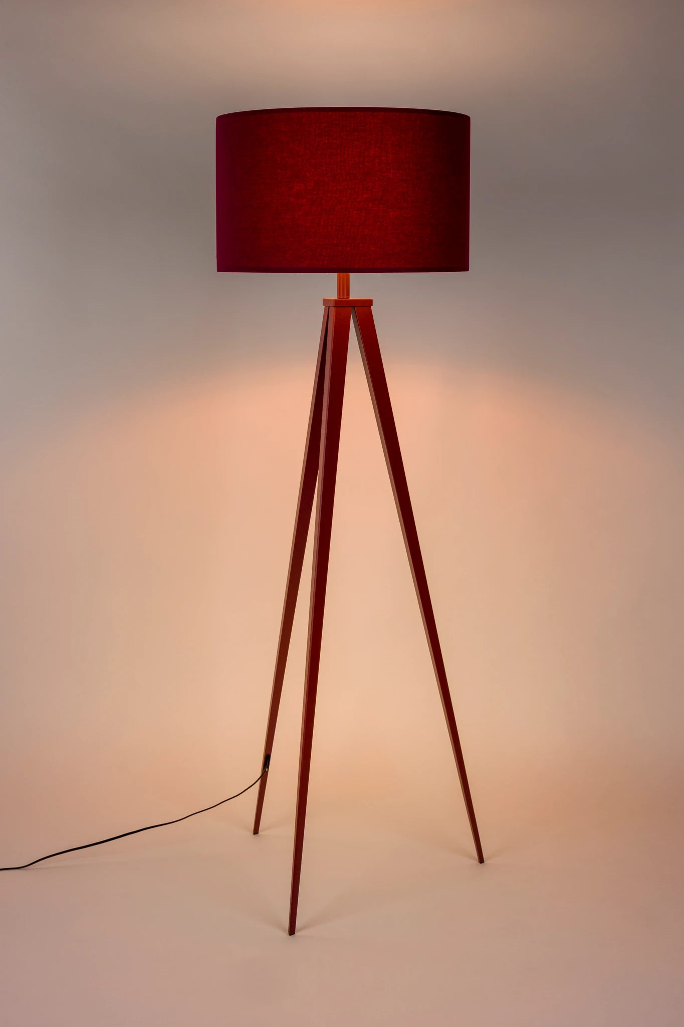 Zuiver Tripod Marsala Red Iron Floor Lamp