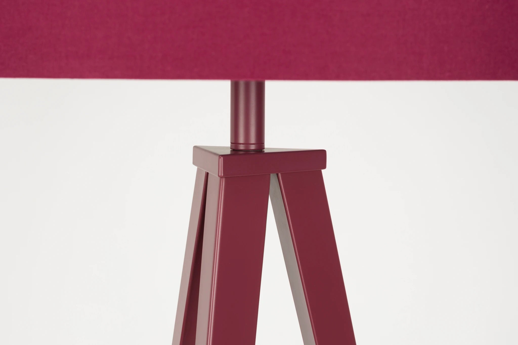 Zuiver Tripod Marsala Red Iron Floor Lamp