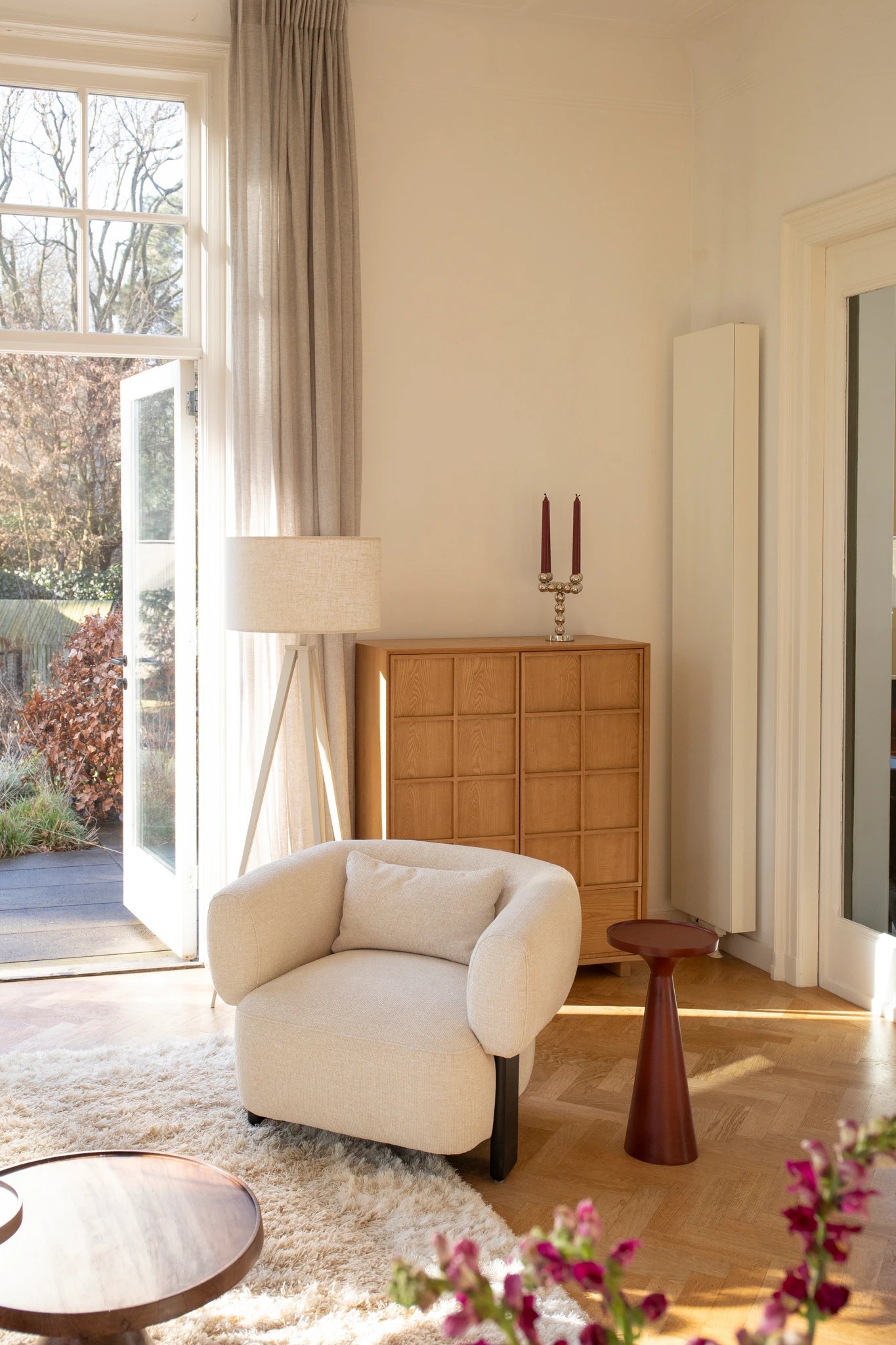 Zuiver Tripod Beige Iron Floor Lamp
