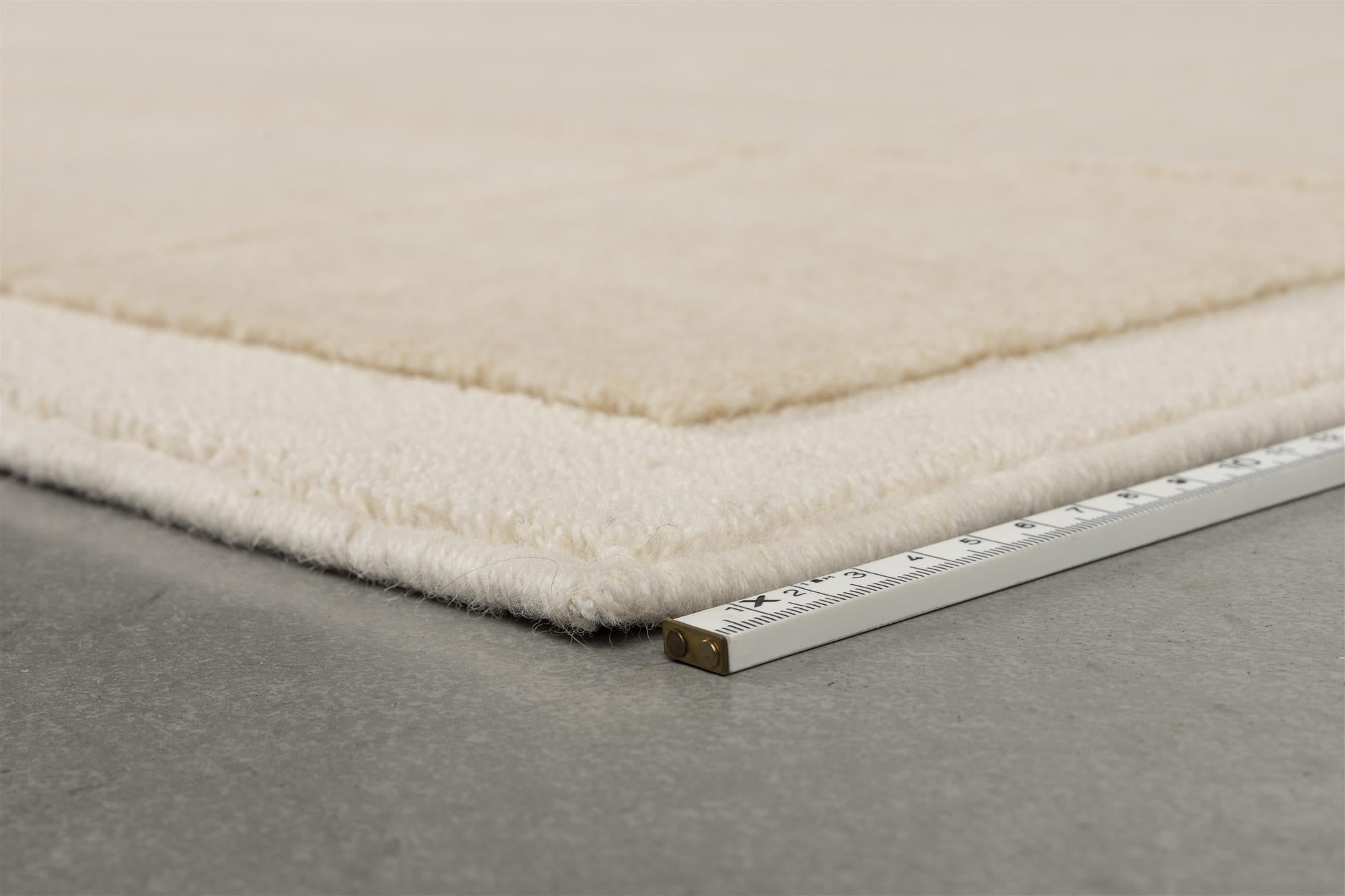 Zuiver Studio Kade Beige Wool Rug 160 x 230 cm