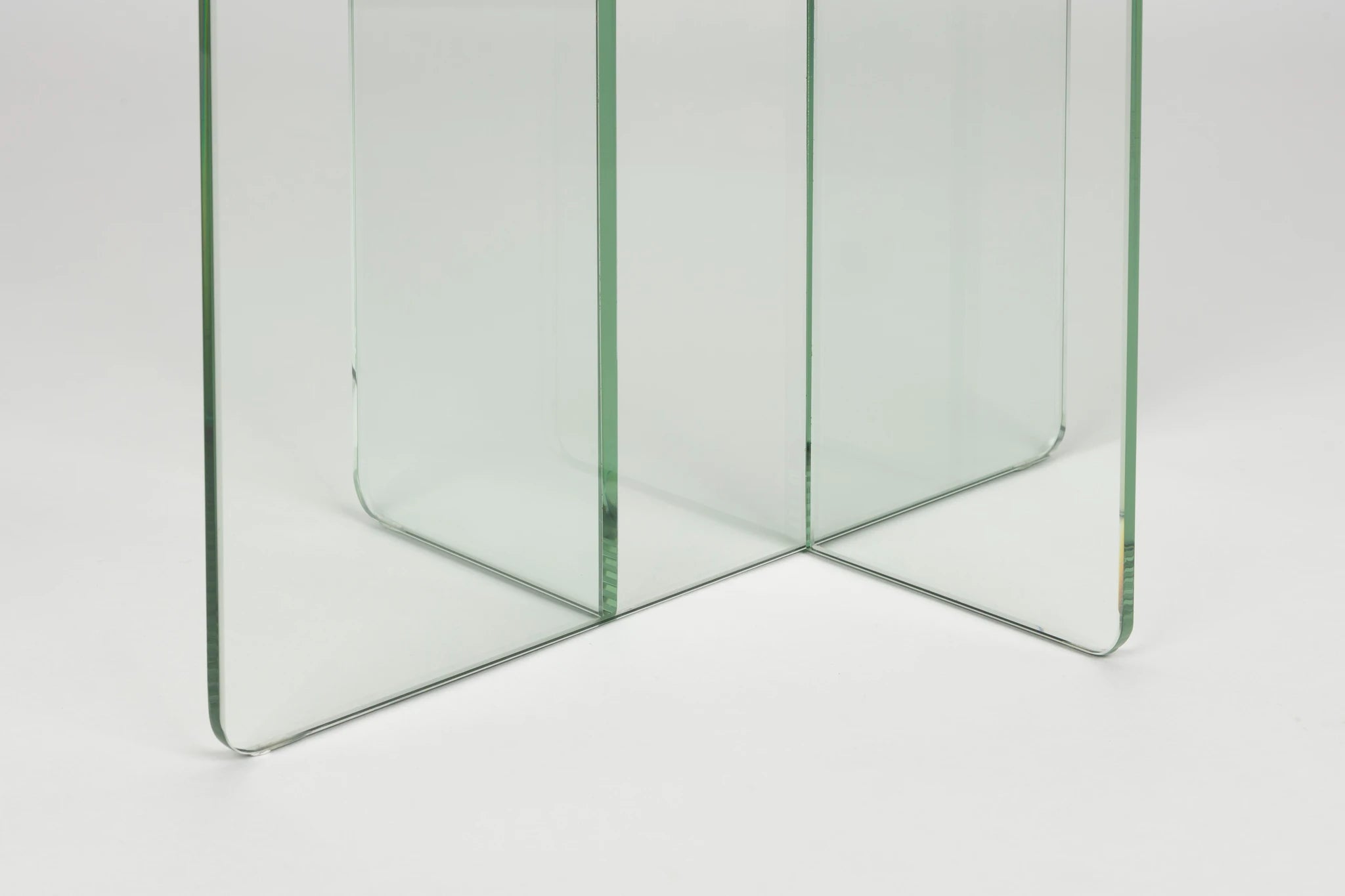 Zuiver Linea Transparent Glass Side Table