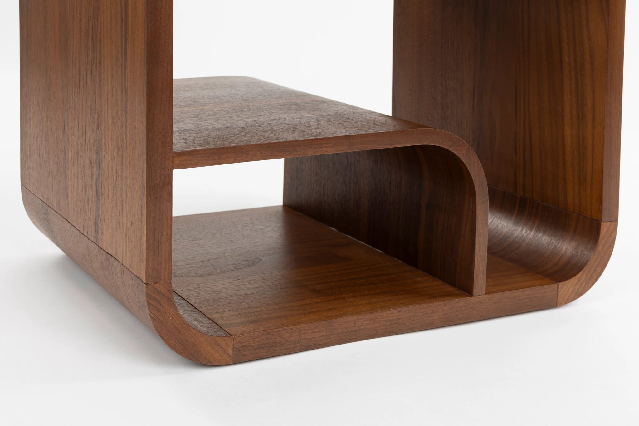 Zuiver Seven Walnut Brown Ash Wood Side Table