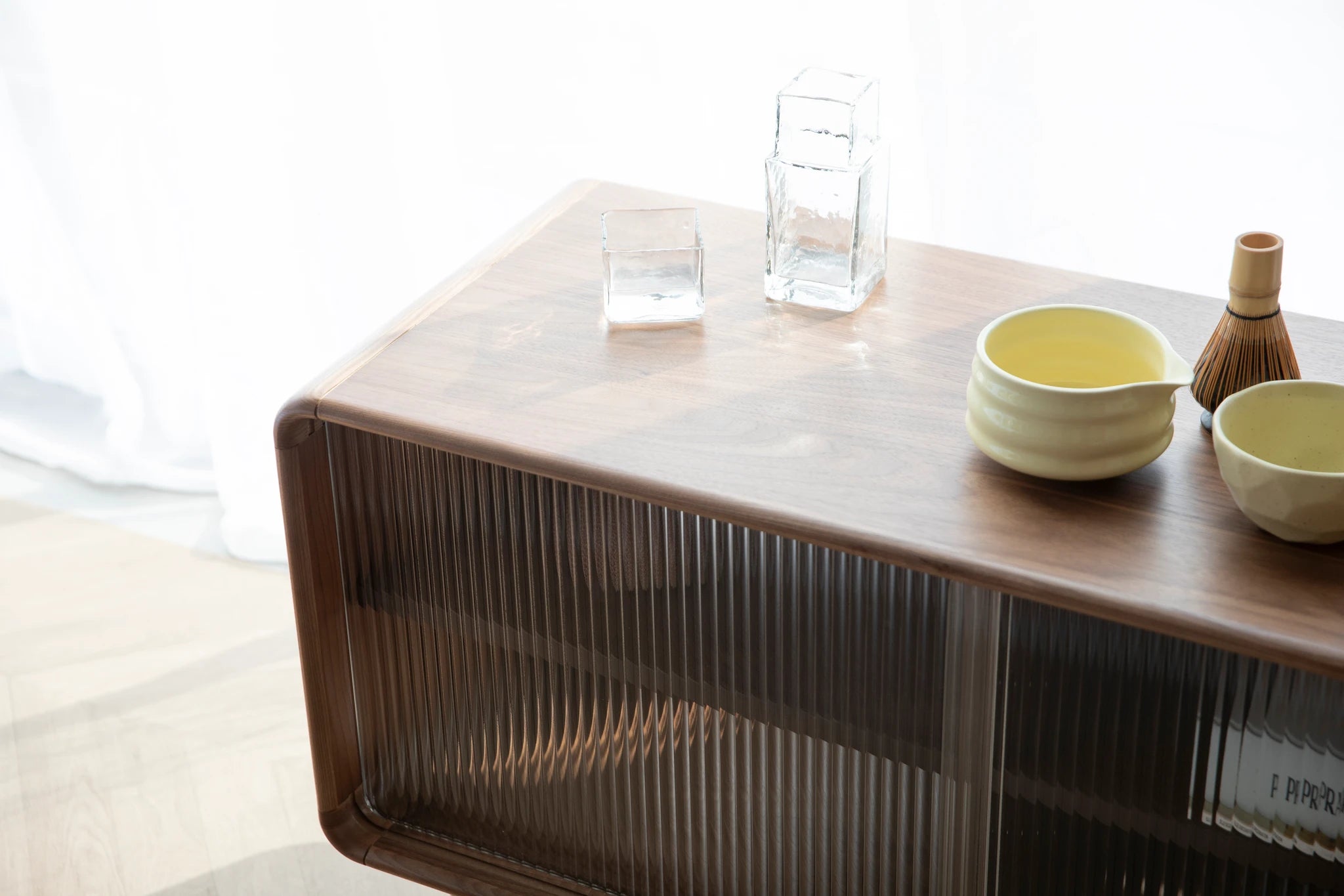 Zuiver Rise Walnut Brown Walnut Veneer Sideboard Medium