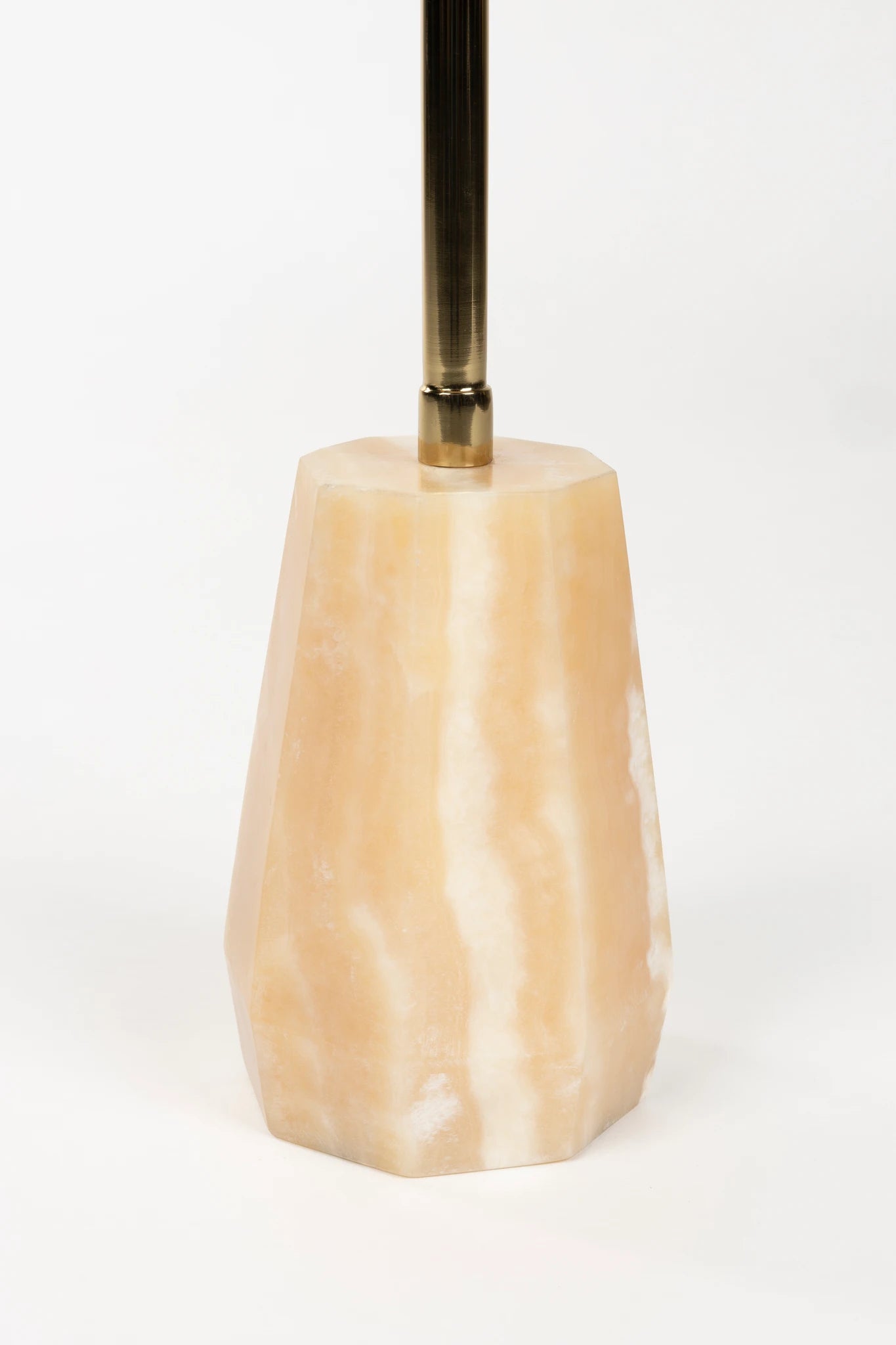 Dutchbone Onno Onyx Side Table