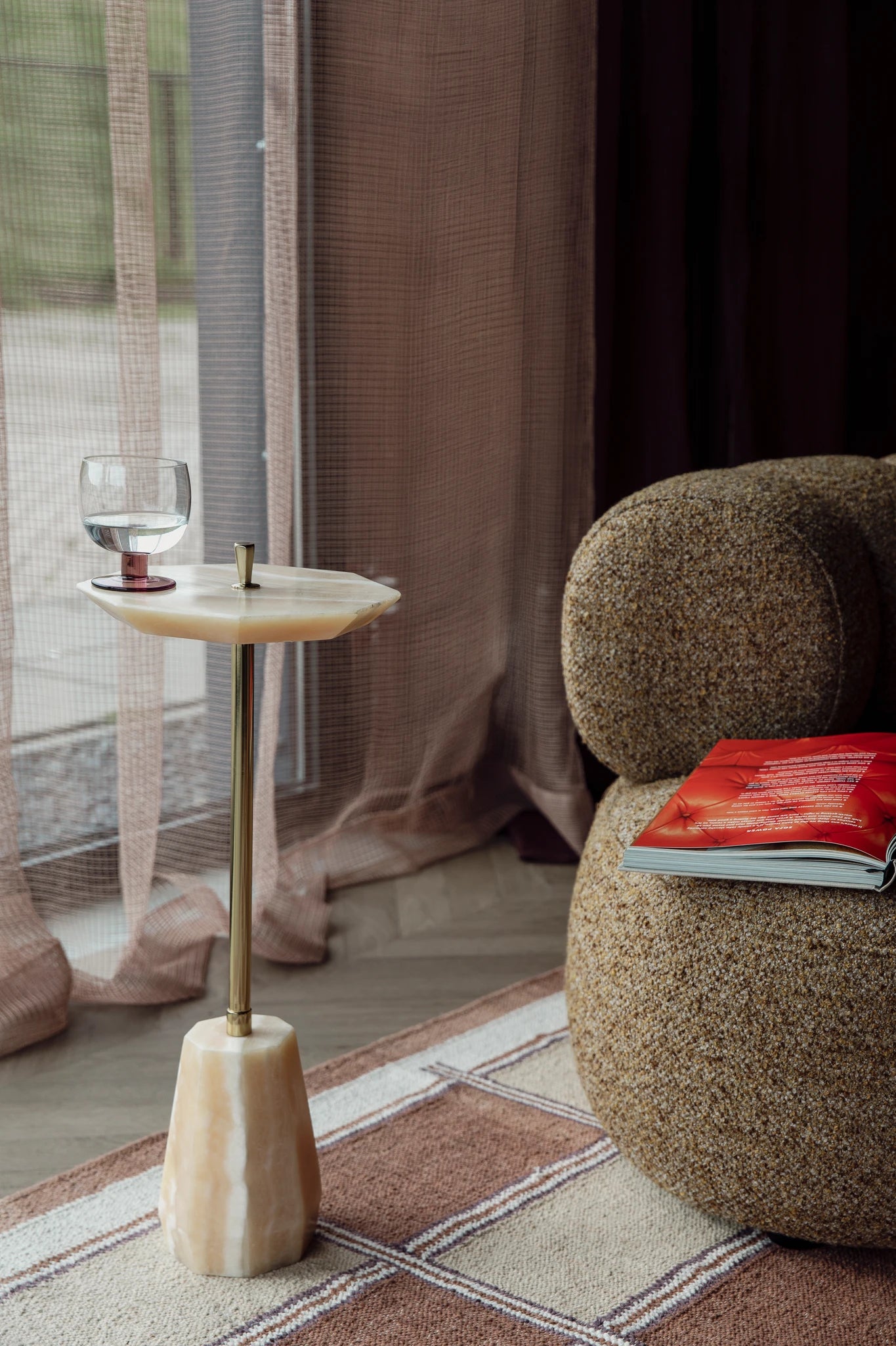Dutchbone Onno Onyx Side Table