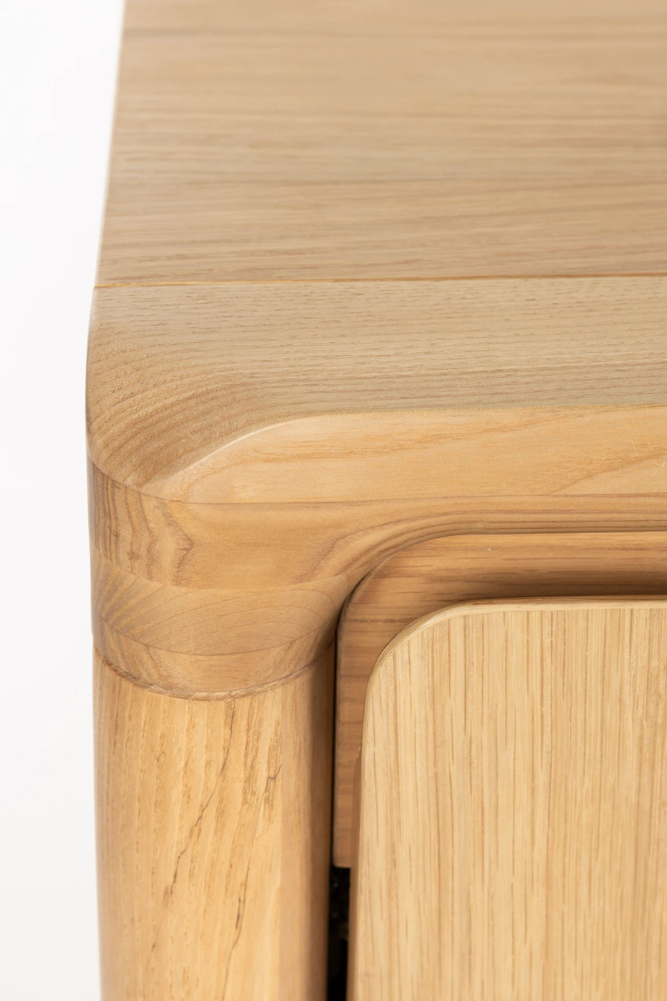 Zuiver Storm Natural Oak Veneer Sideboard