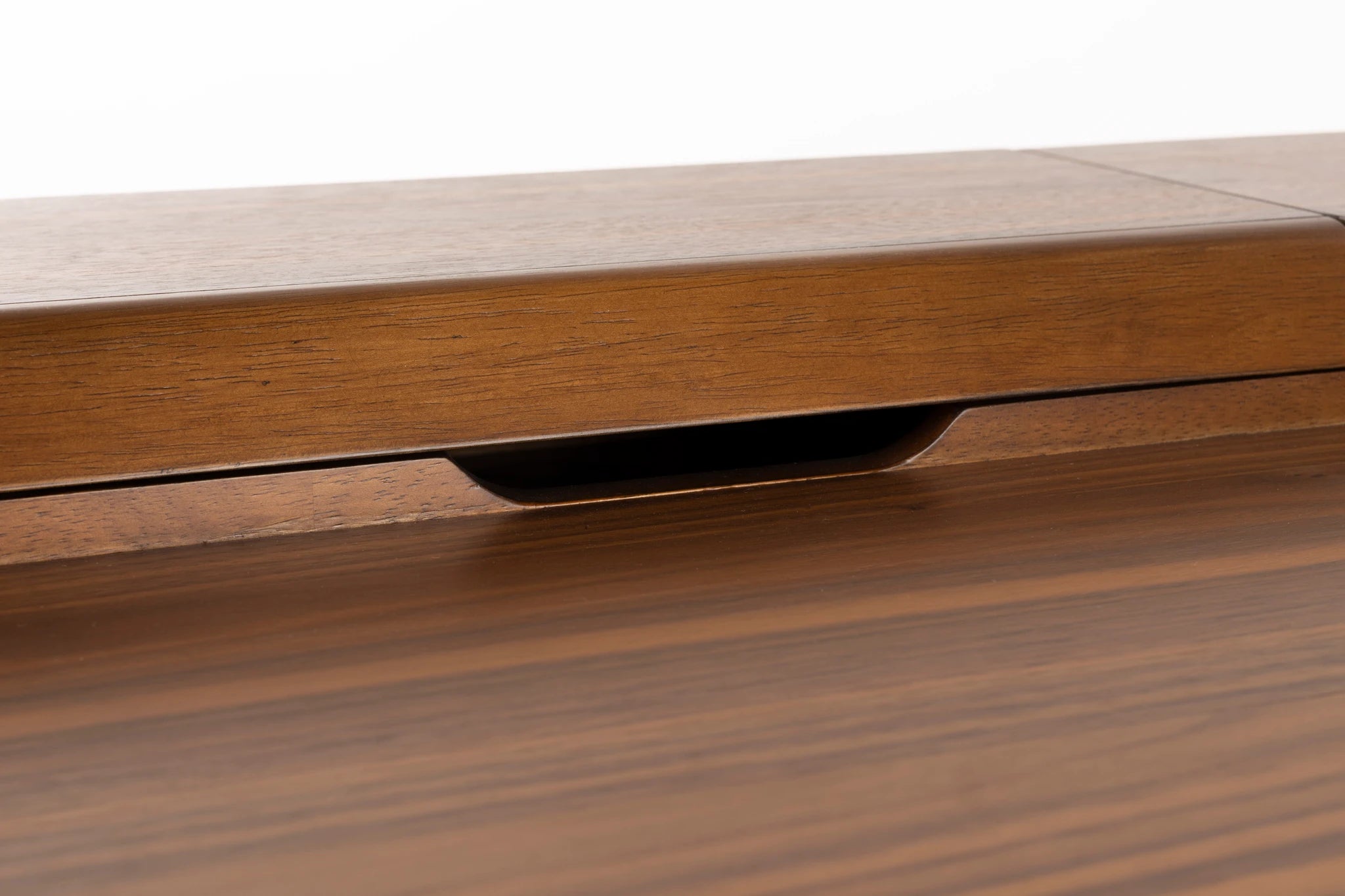 Zuiver Kaat Walnut Brown Rubber Wood Desk
