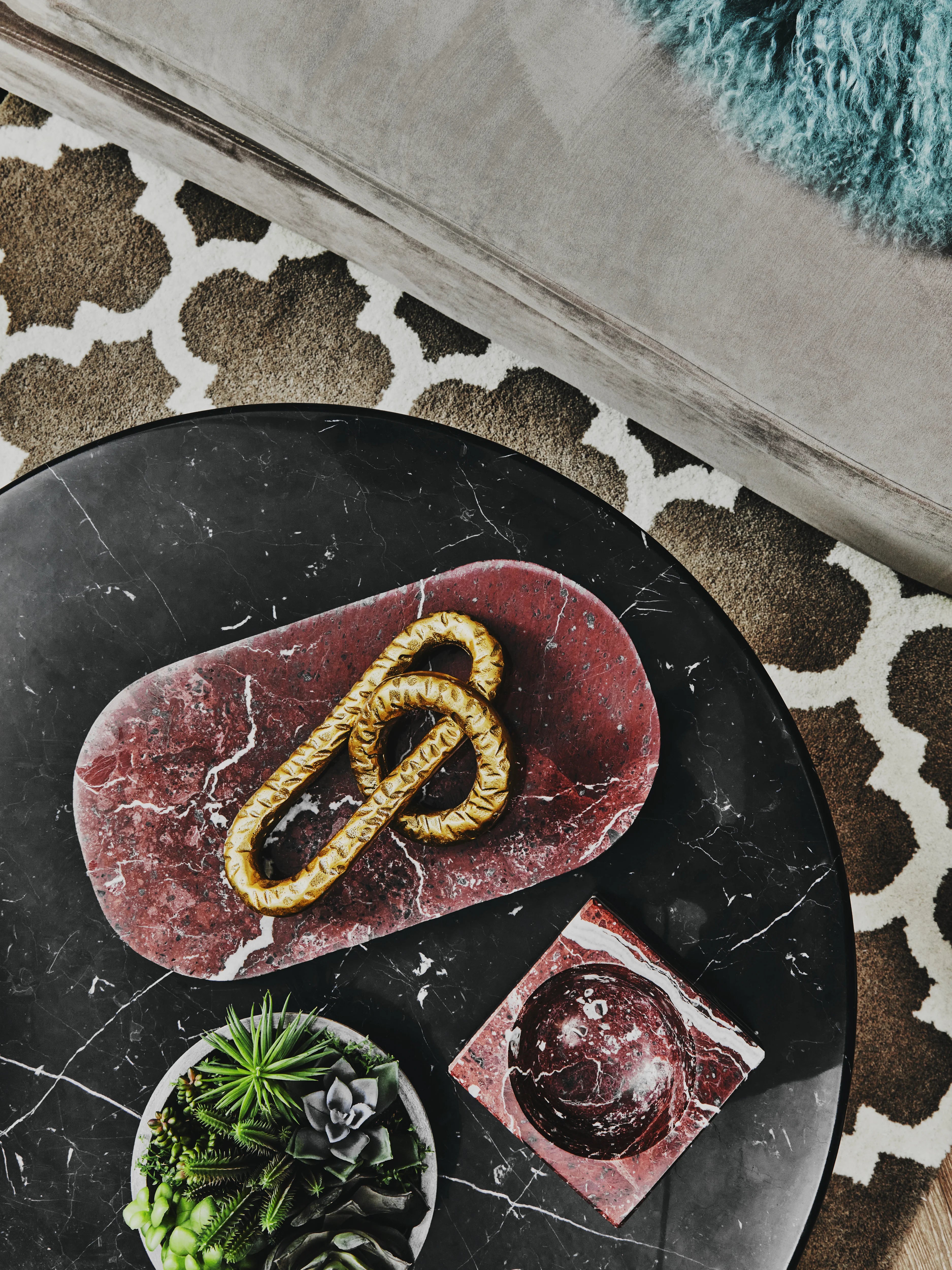 Addison Art Deco Hammered Gold Chain Sculpture