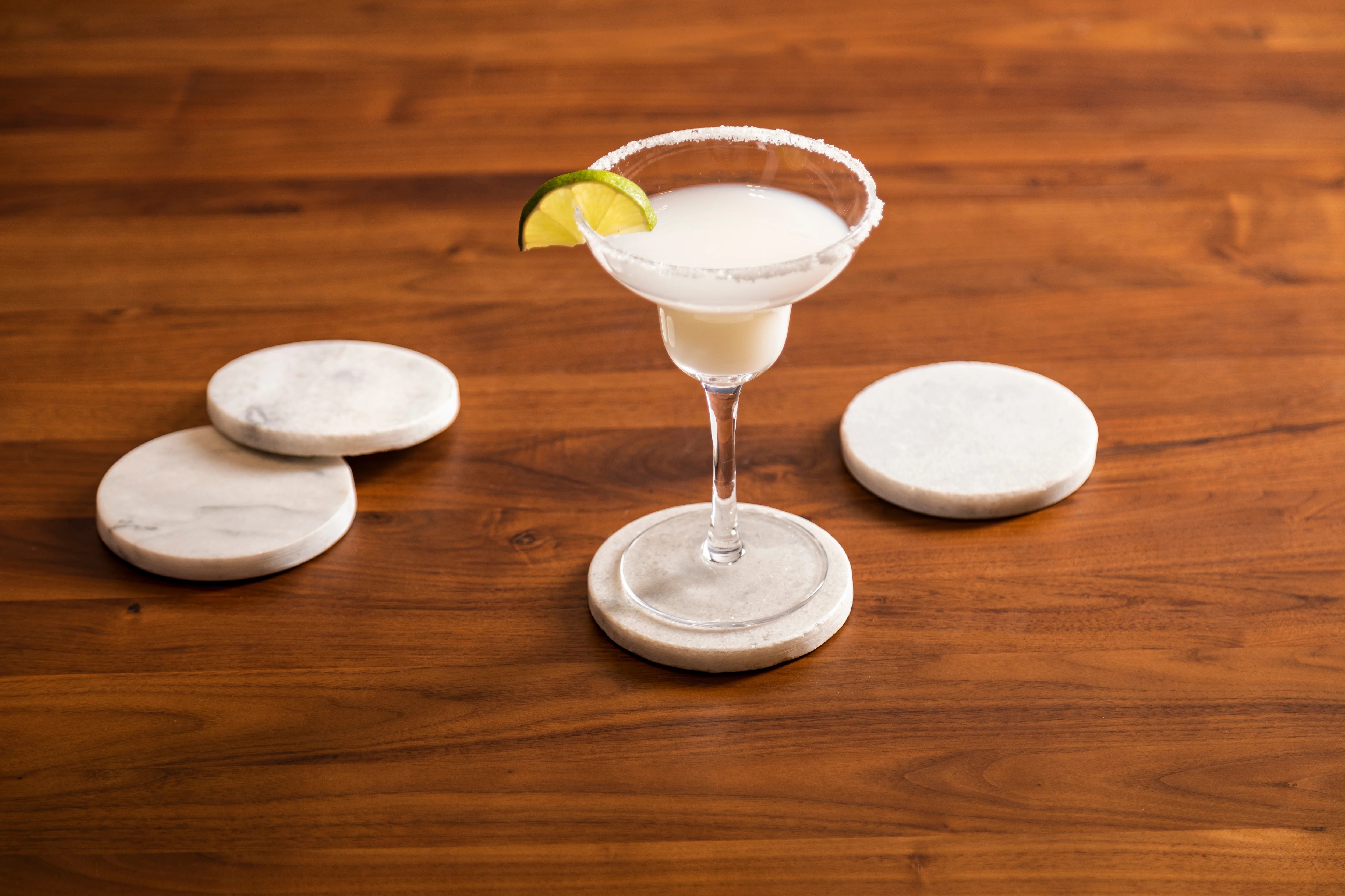 Set of 4 Trevi White Marble Round Coasters