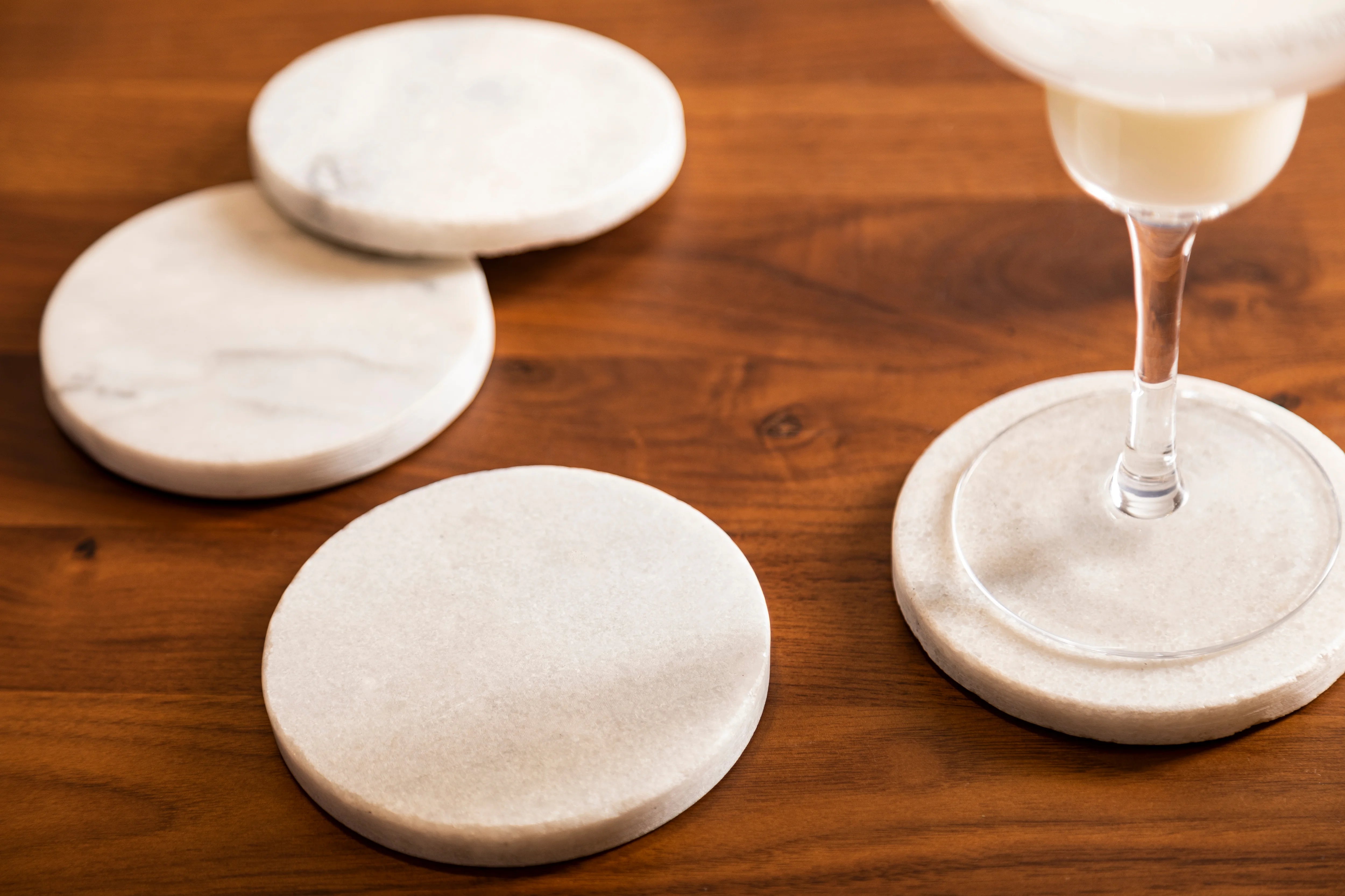 Set of 4 Trevi White Marble Round Coasters