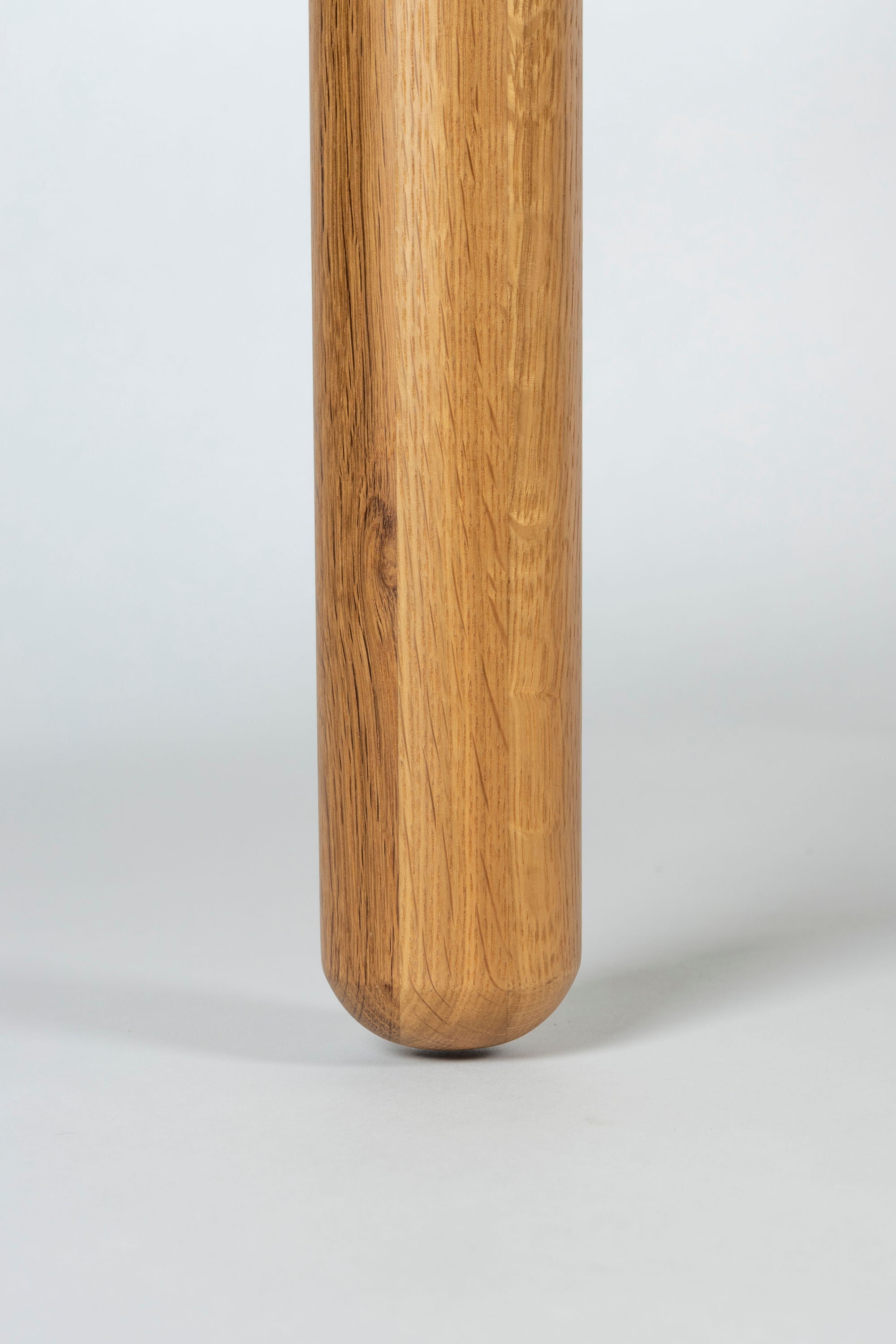 Zuiver Storm Natural Oak Wood Round Dining Table