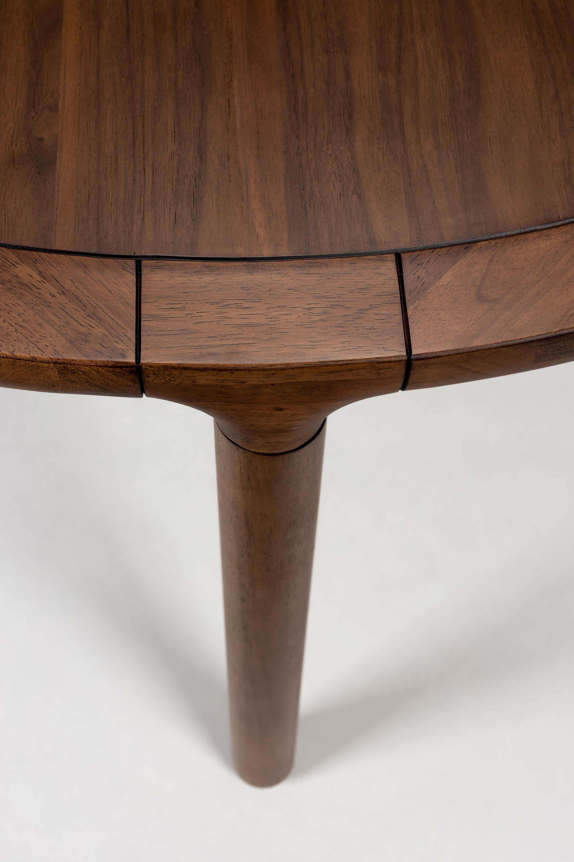 Zuiver Storm Walnut Brown Wood Round Dining Table