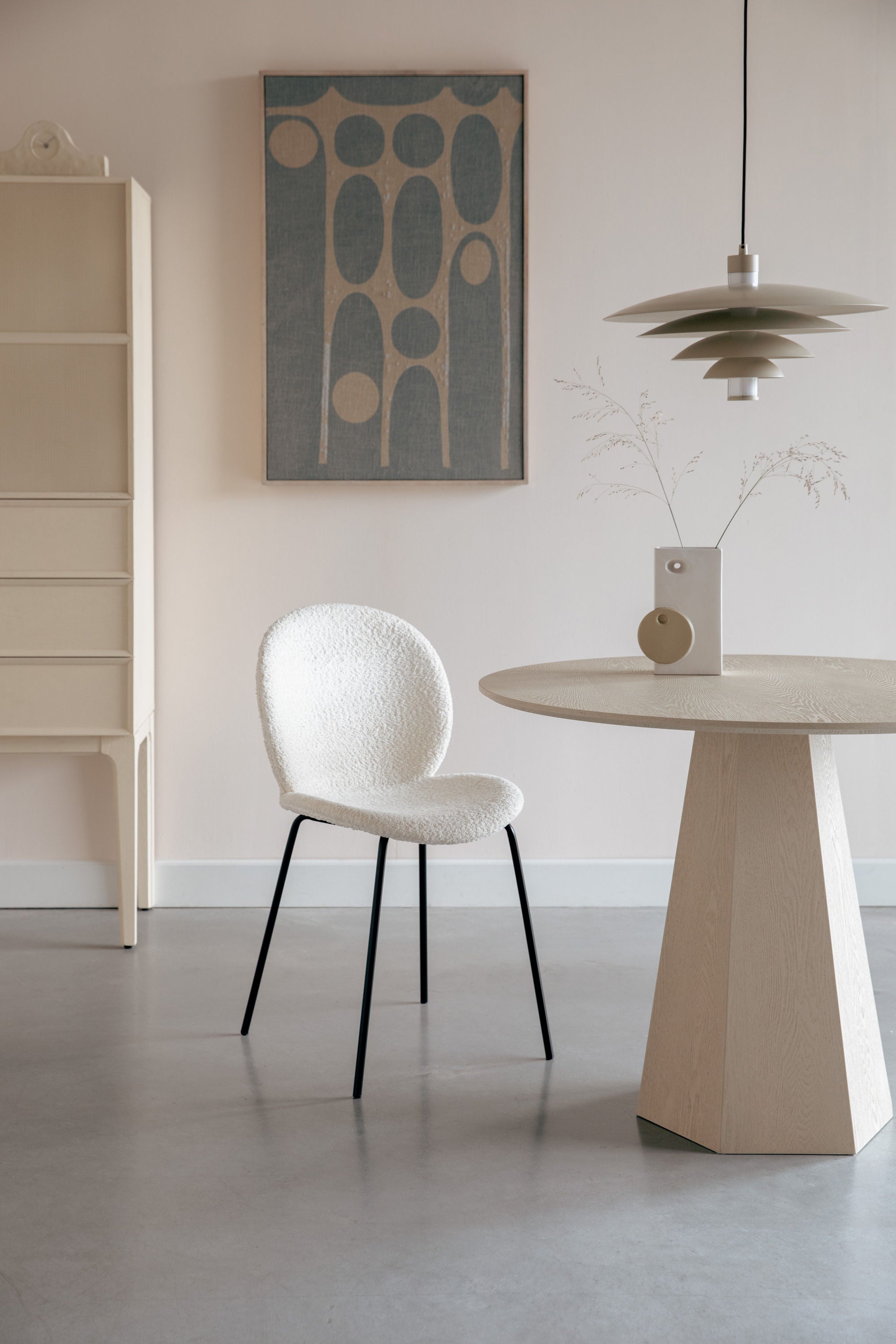 Zuiver Pilar Angled Brown Rice Ash Wood Round Dining Table
