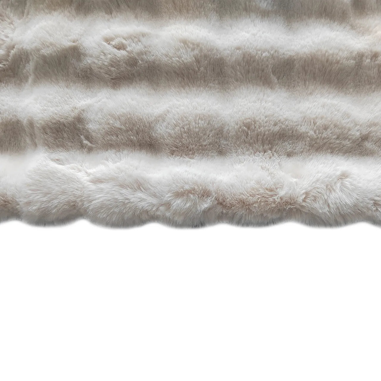 Richmond Interiors Cosy Fluff Cream Throw 150x200cm