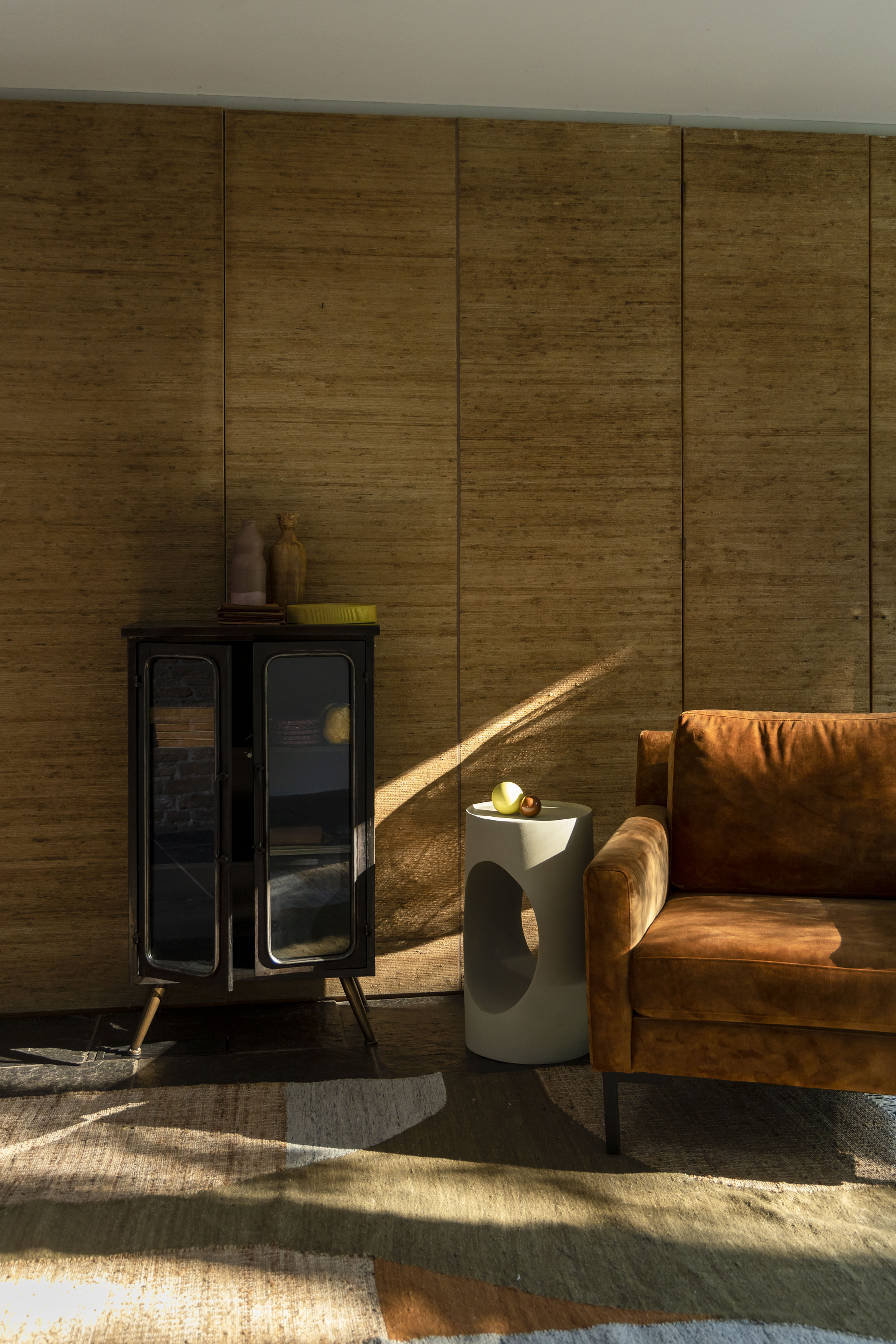 Dutchbone Sai Sand Side Table