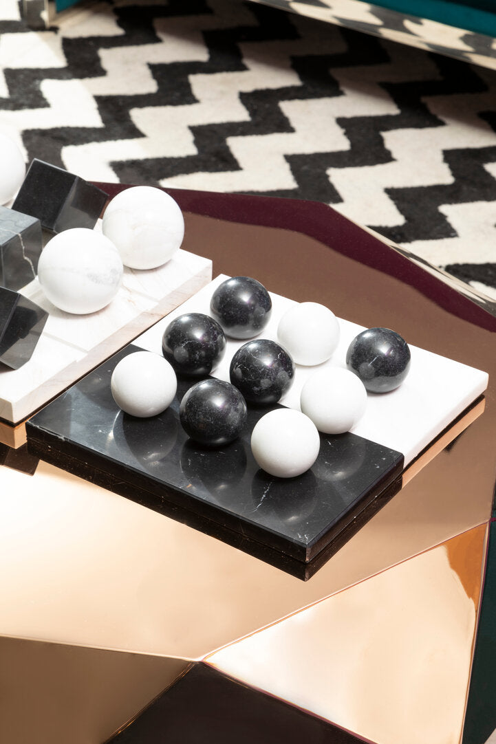 Eleri Black & White Tic Tac Toe Marble Game