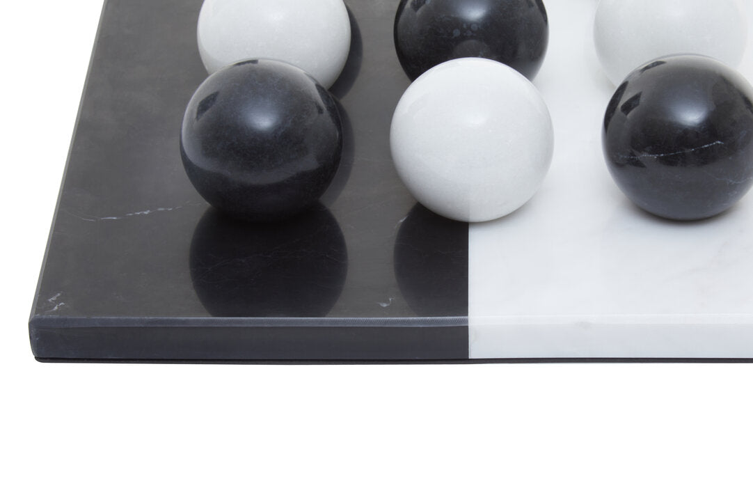 Eleri Black & White Tic Tac Toe Marble Game