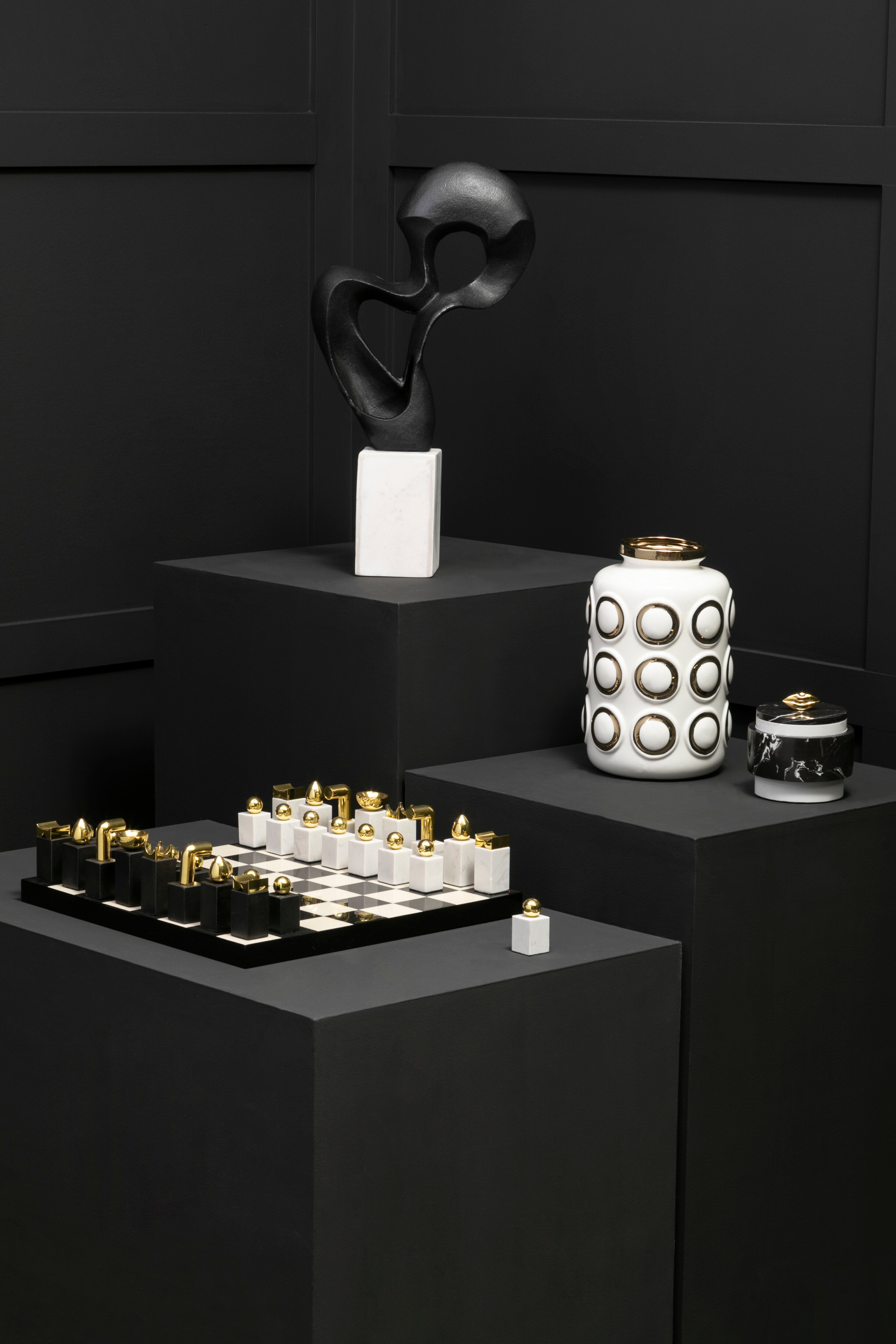 Eleri Black & White Marble & Gold Chessboard Set